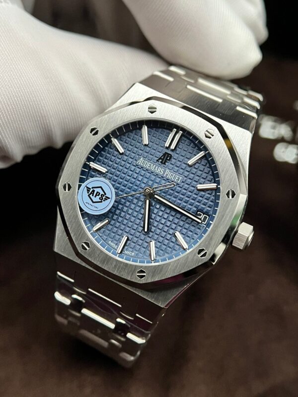 Audemars Piguet Royal Oak 15500ST Watch Blue Dial 41mm - Image 3