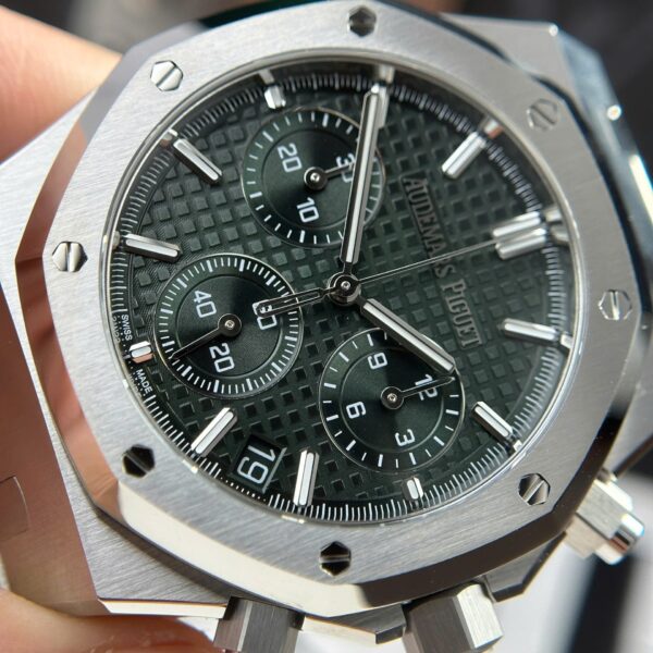 Audemars Piguet Royal Oak 26240ST Watch Green Dial 41mm - Image 6