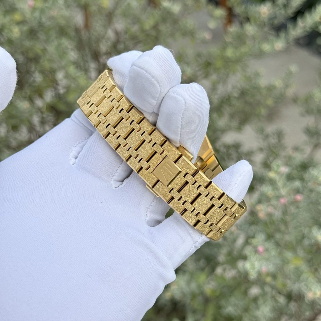 Đồng Hồ Audemars Piguet Royal Oak 26331 Frosted Gold Replica 11 41mm (1)