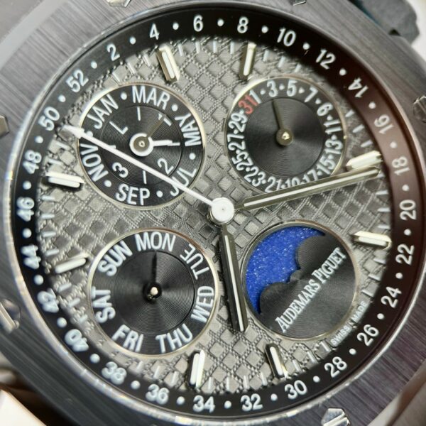 Audemars Piguet Royal Oak 26579CB Black Ceramic Watch 41mm - Image 3