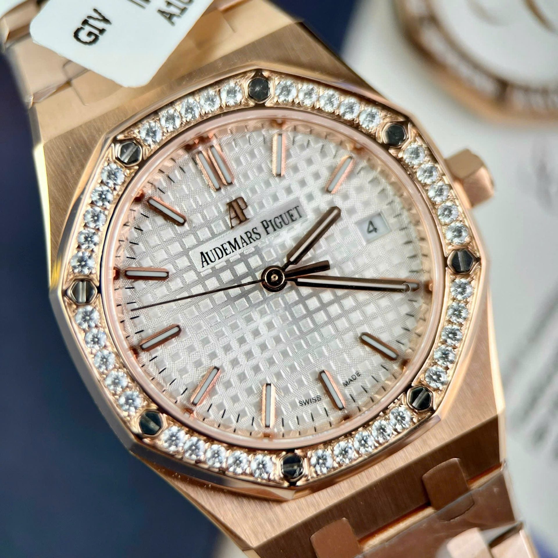 Audemars Piguet Royal Oak Bezel Diamonds Moissanite 34mm - Image 3