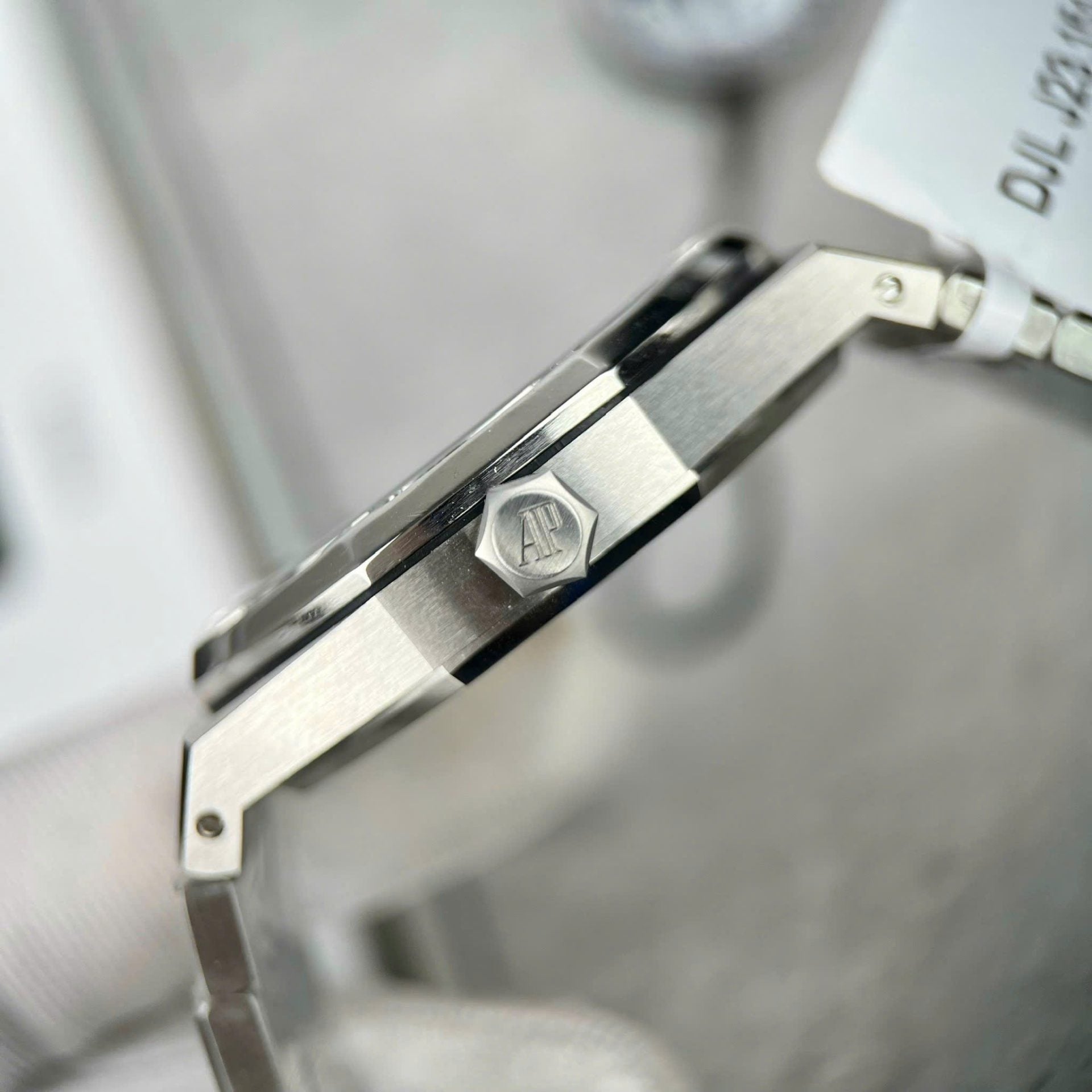 Audemars Piguet Watch Royal Oak 15500 Dial Blue Moissanite Diamonds 41mm - Image 5