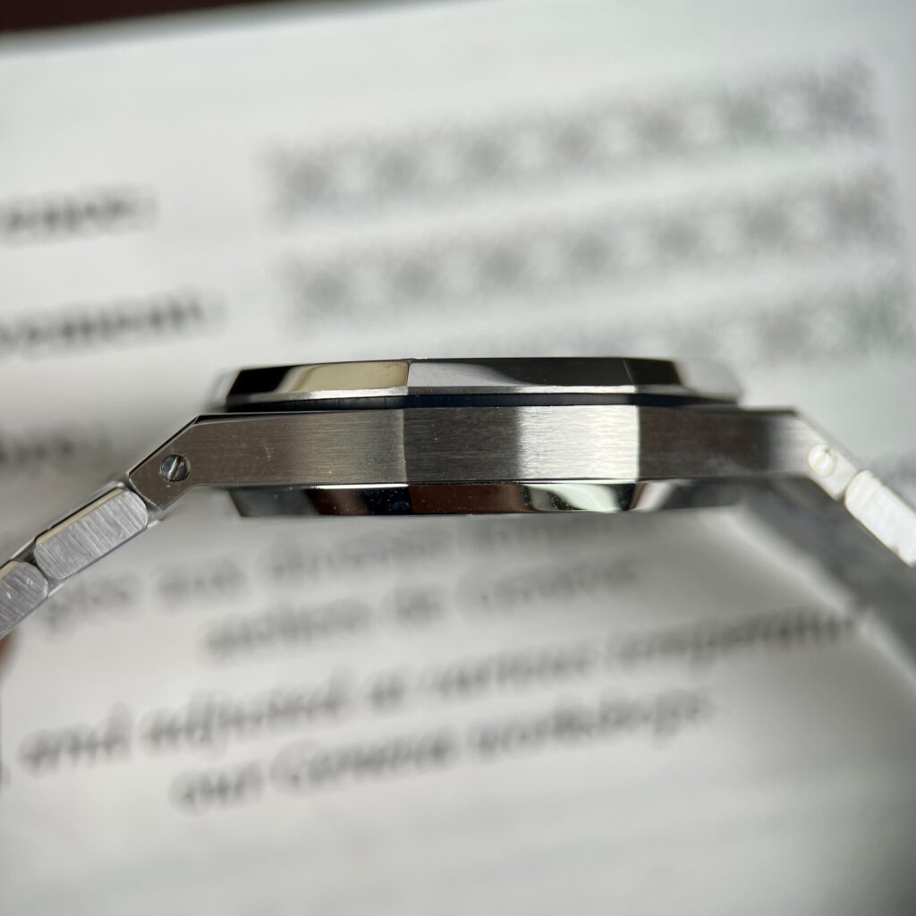 Audemars Piguet Watch Royal Oak Blue Dial Metal Wire 34mm - Image 7