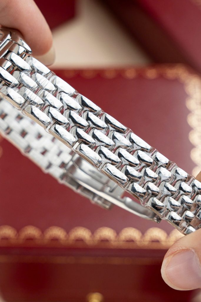 Đồng Hồ Cartier Panthere W2PN0007 Replica 11 Mặt Trắng Vành Đính Đá 27x37mm (2)