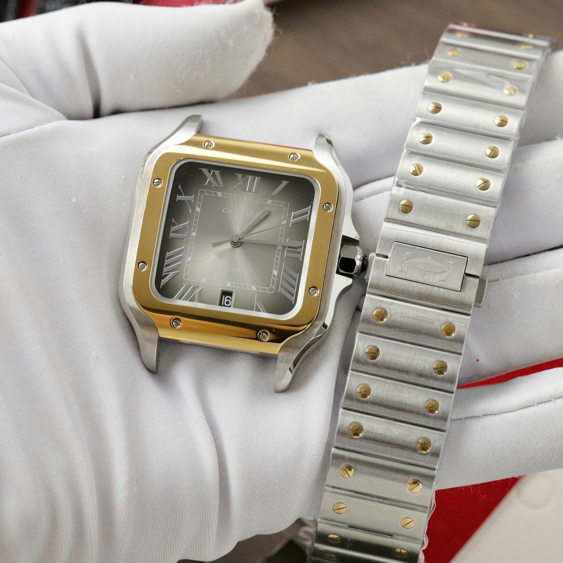 Cartier Santos CRW2SA0030 Watch Gray Dial 39.8mm - Image 3