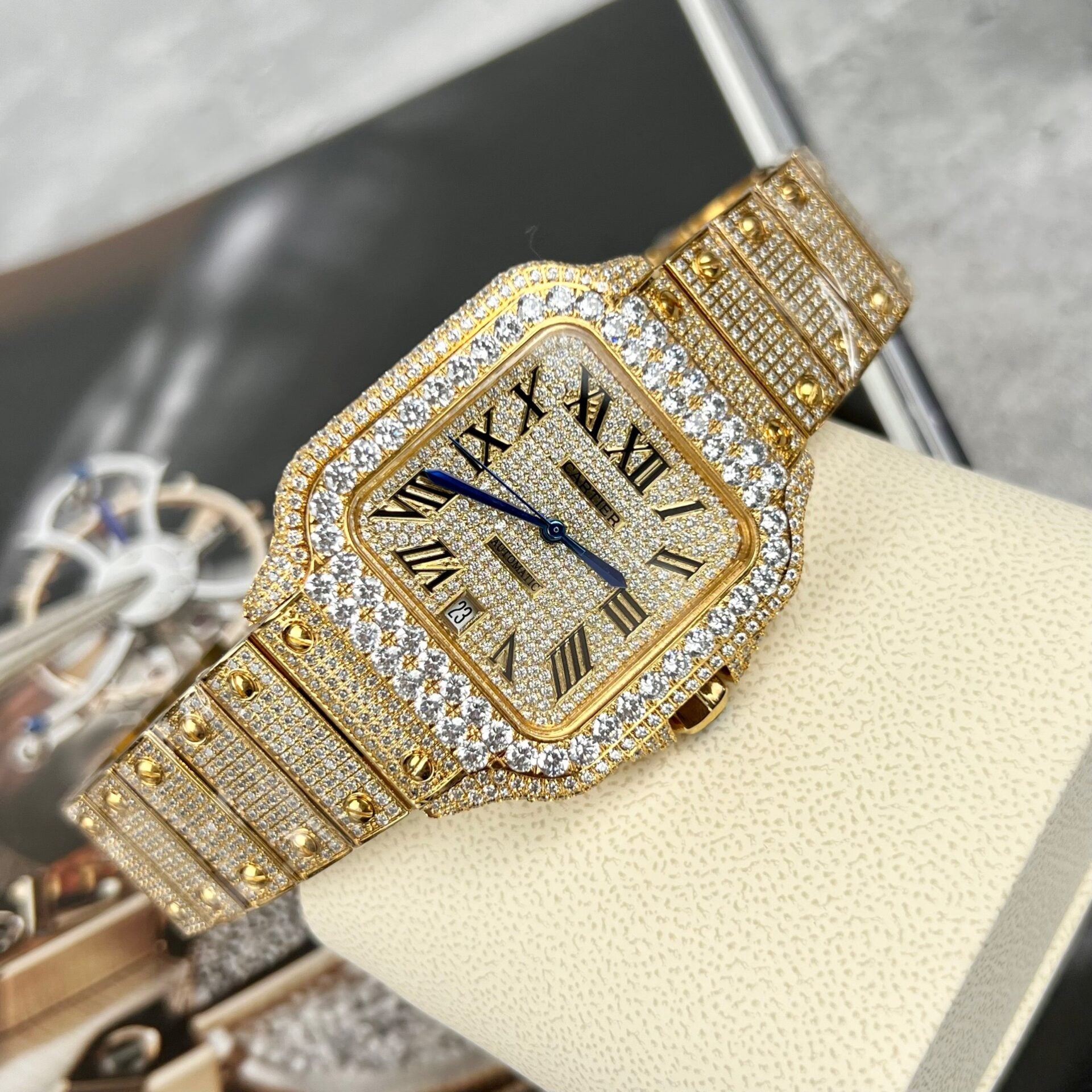 Cartier Santos Watch With Stone 39.8mm