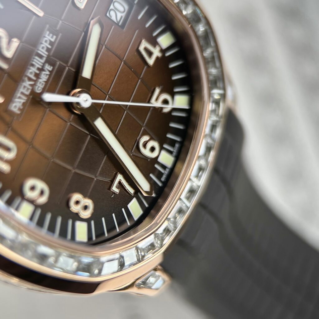 Patek Philippe Aquanaut 5167R Watch Gold Wrapped Moissanite 40mm - Image 5