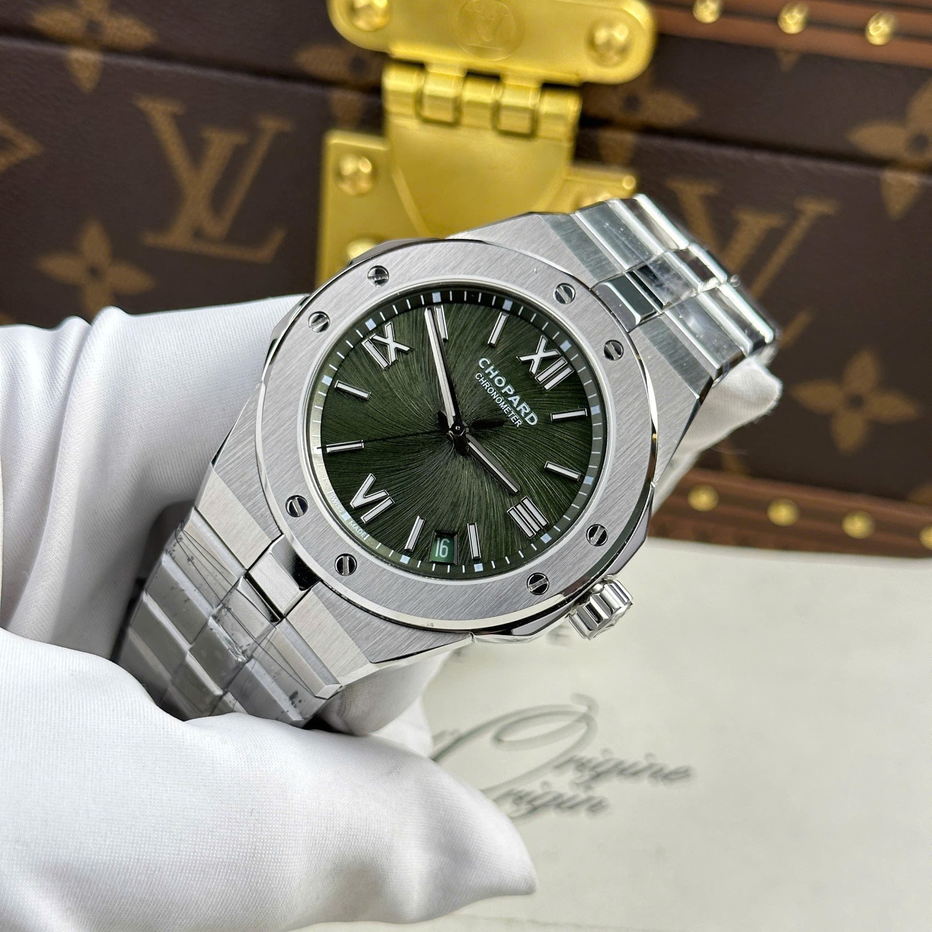 Chopard Alpine Eagle 298600 Watch Green Dial 41mm - Image 3