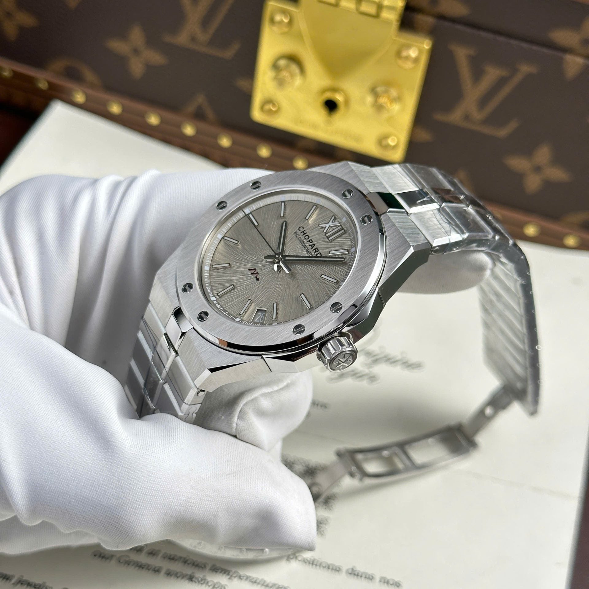 Chopard Watch Alpine Eagle 298600 Silver Dial 41mm - Image 6