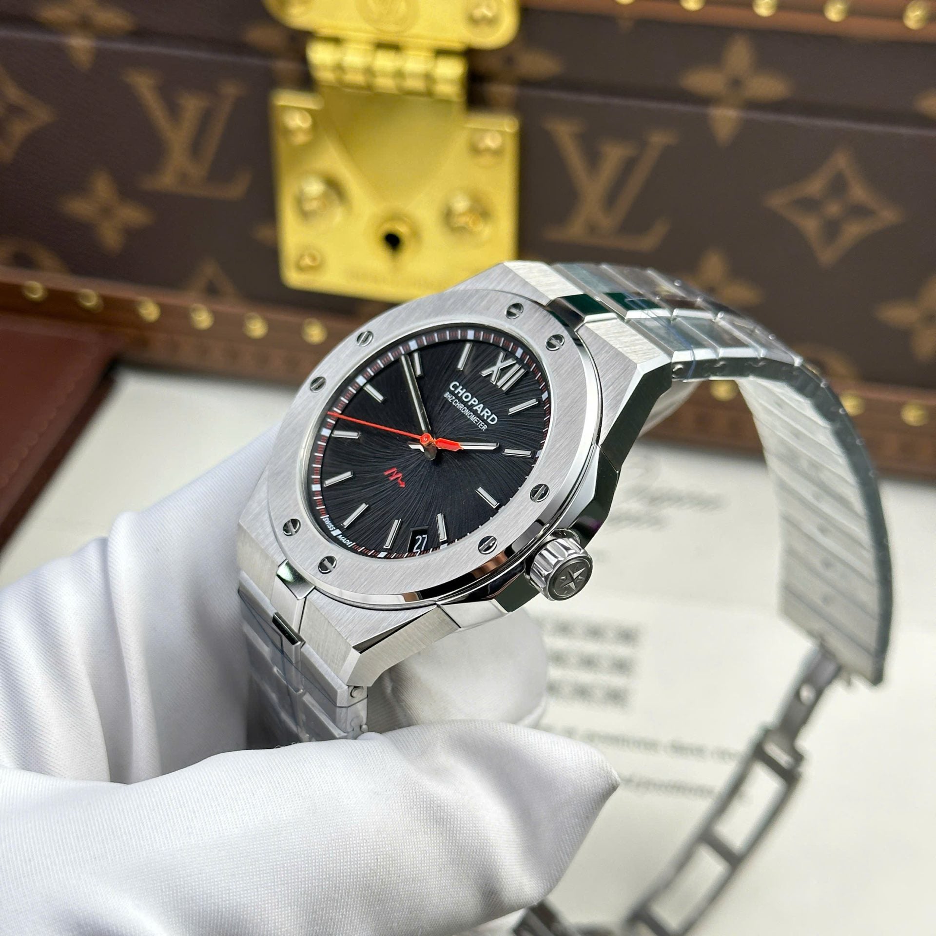 Chopard Alpine Eagle 298600 Watch Black Dial 41mm - Image 8