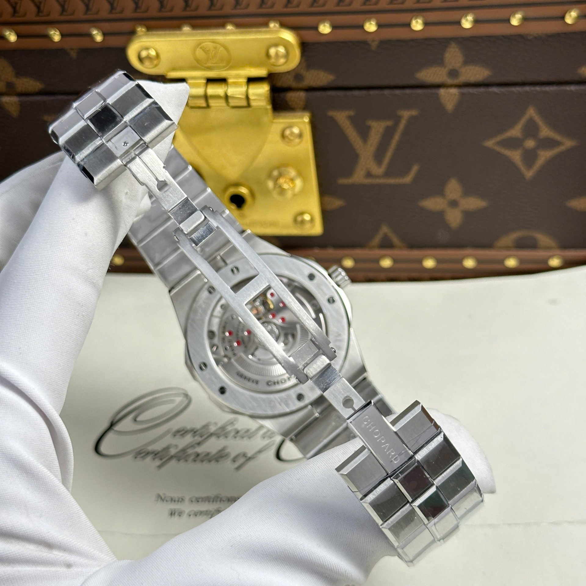 Chopard Alpine Eagle Watch Gray Dial Metal Wire 41mm - Image 11