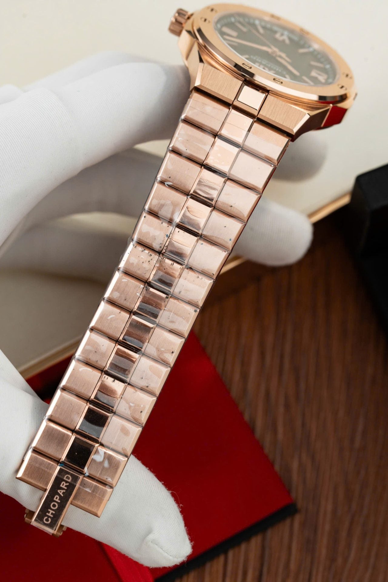 Chopard Alpine Eagle Rose Gold Watch Dial Green 41mm - Image 10