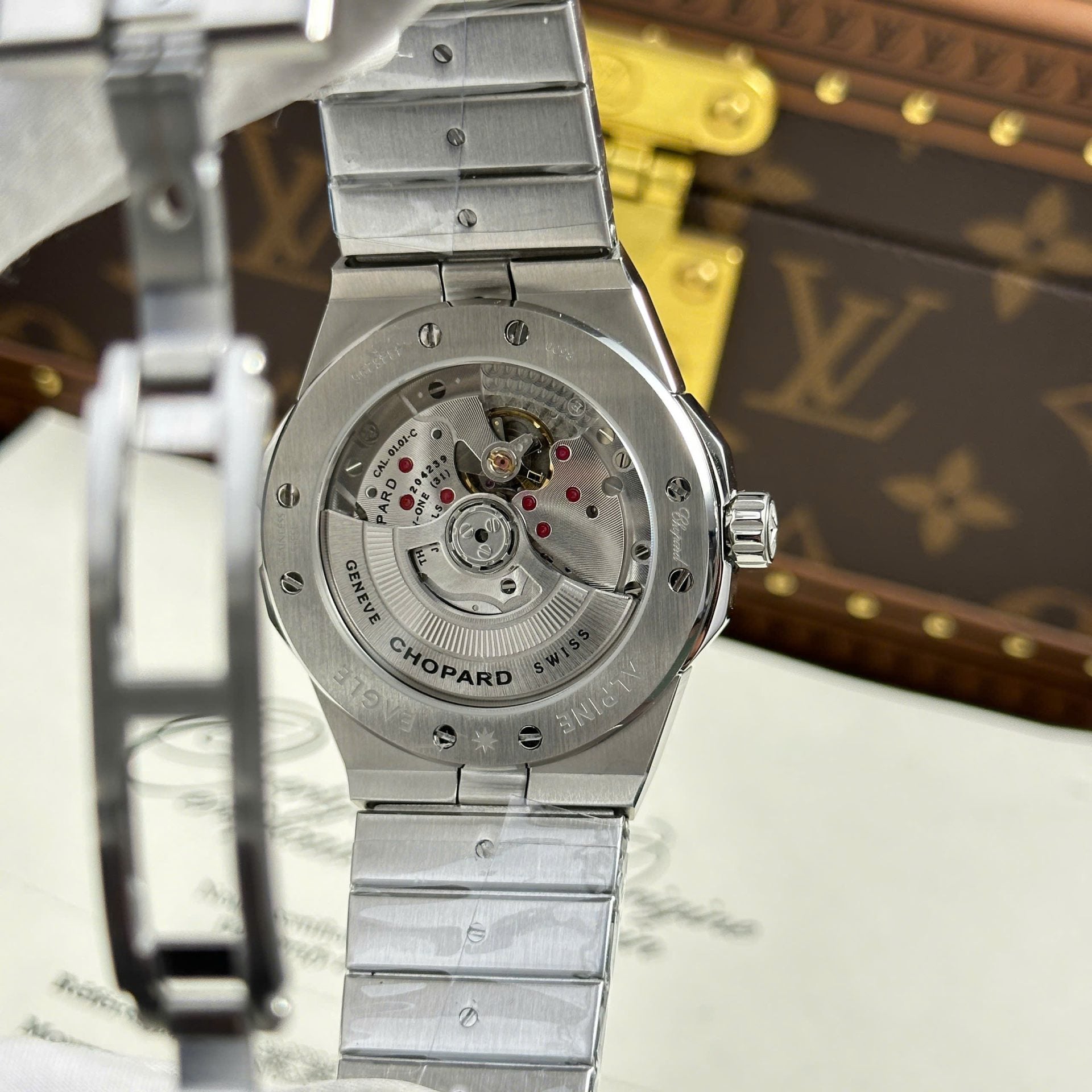 Chopard Alpine Eagle Watch Gray Dial Metal Wire 41mm - Image 9