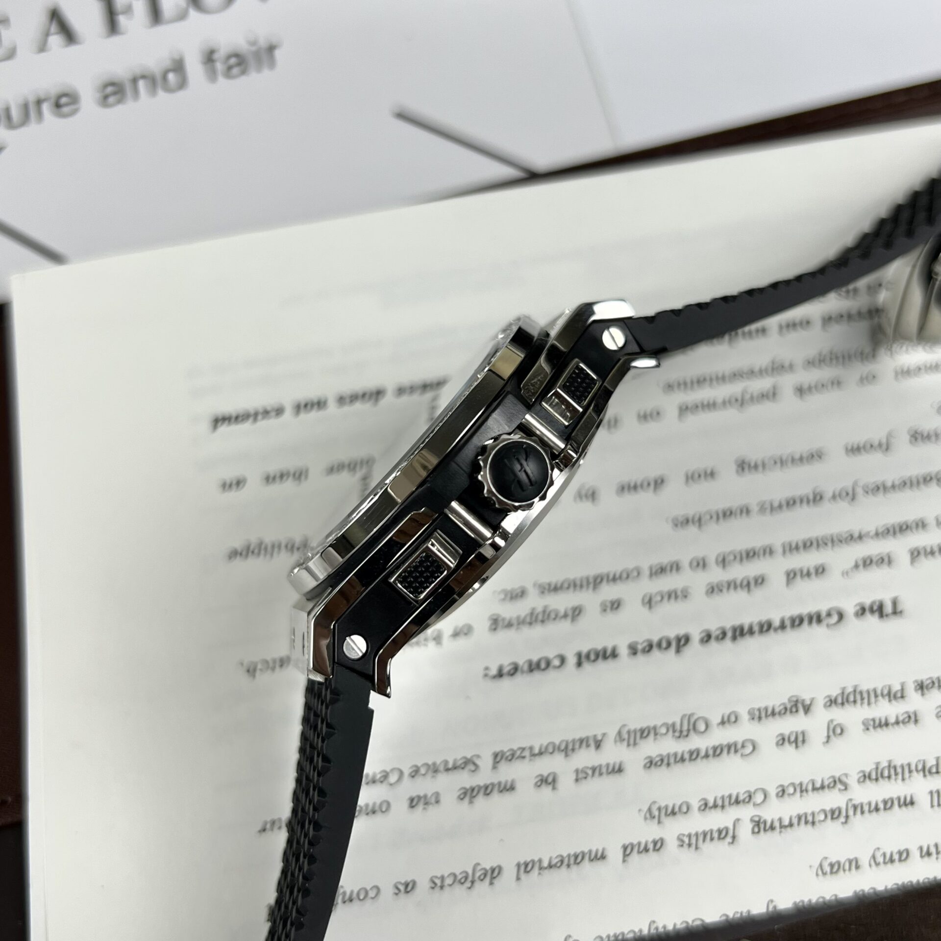 Hublot Watch Big Bang Chronograph With Diamond Bezel 44mm - Image 4