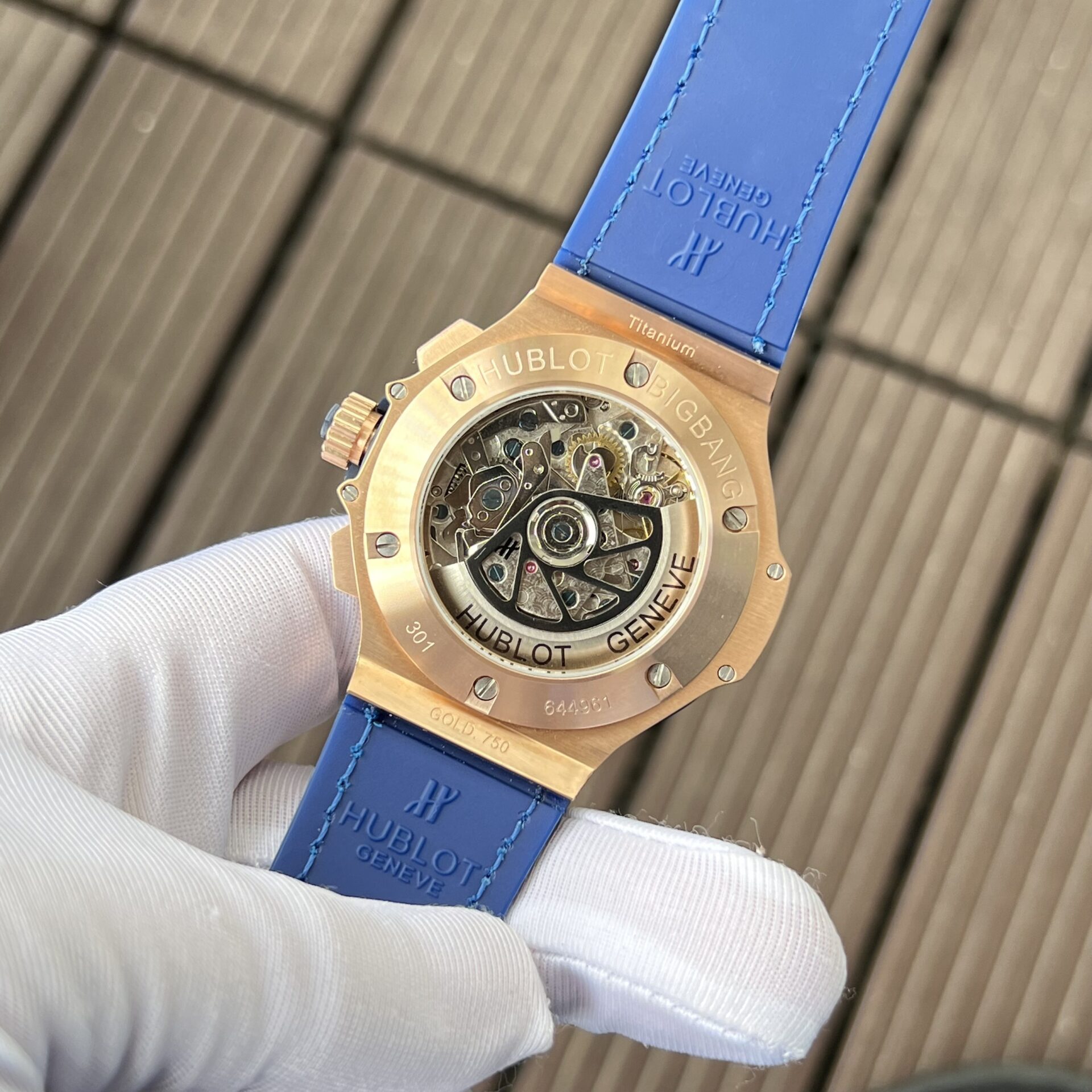 Hublot Big Bang Chronograph Watch King Gold Blue With Diamond Bezel 44mm - Image 6