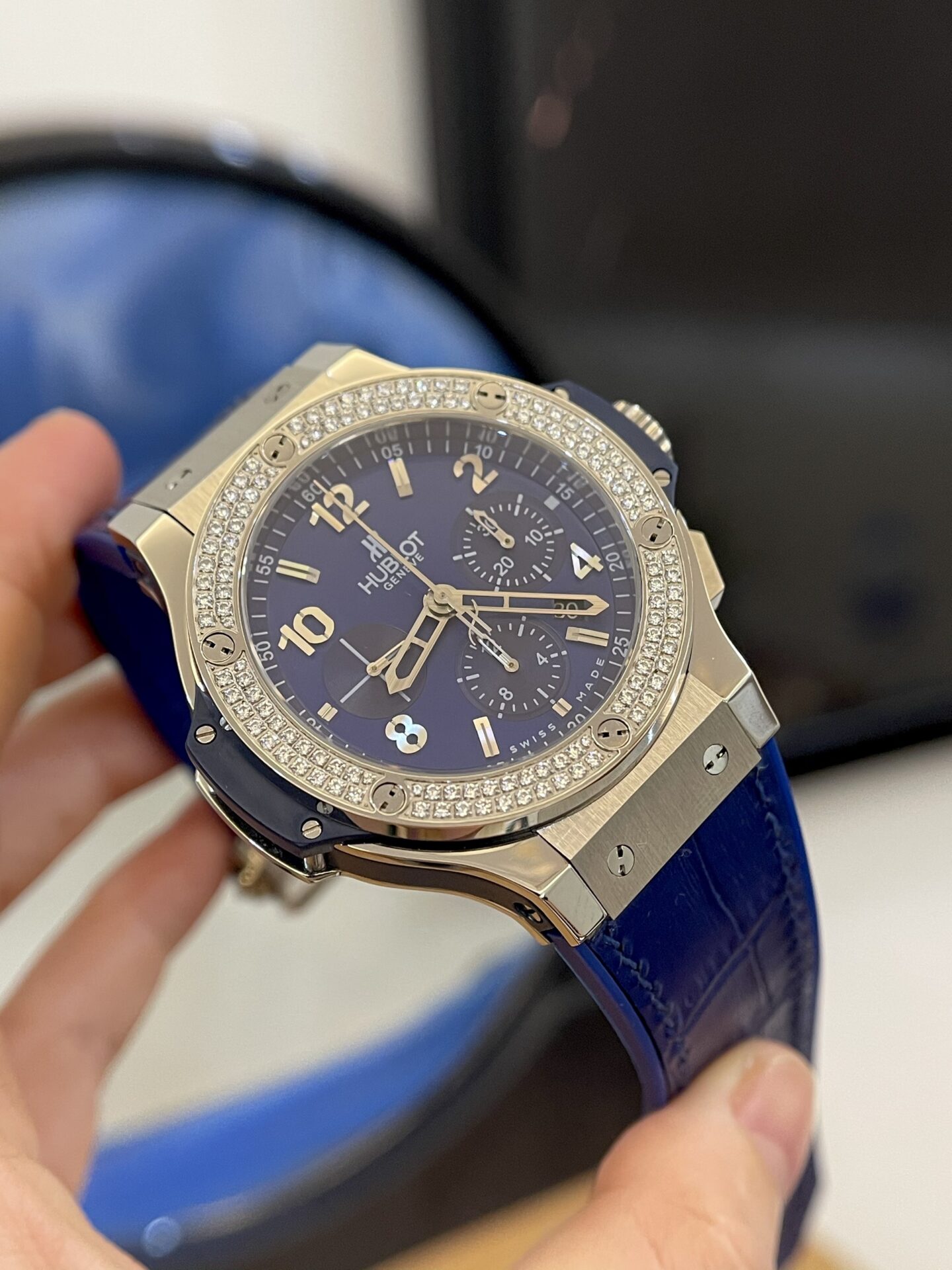 Hublot Watch Big Bang Chronograph Blue 44mm - Image 2
