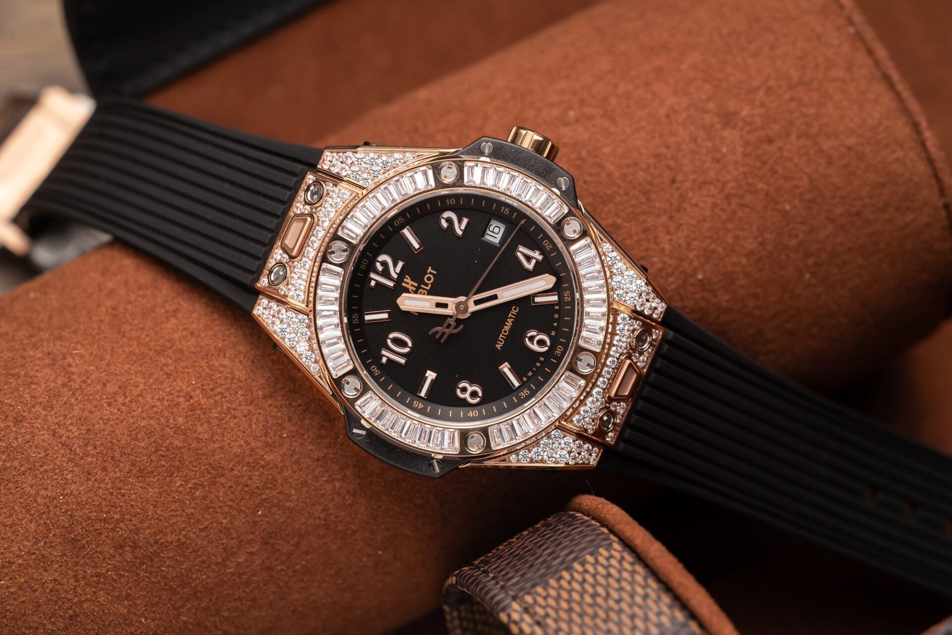 Hublot Watch Big Bang One Click King Gold Black Dial 39mm - Image 2