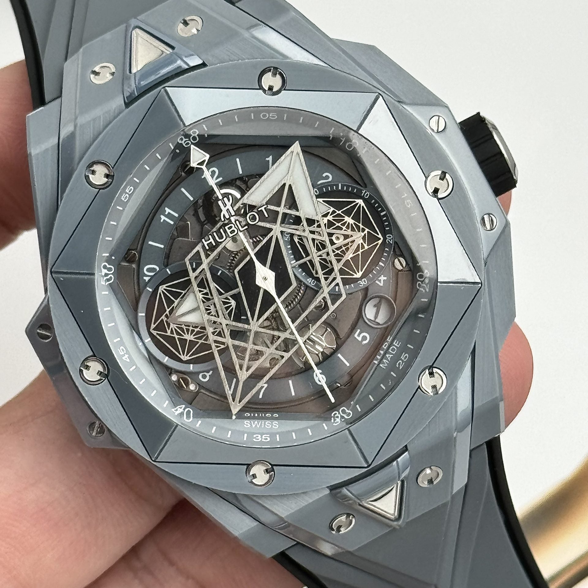 Hublot Watch Big Bang Sang Bleu II Gray Ceramic 45mm - Image 3