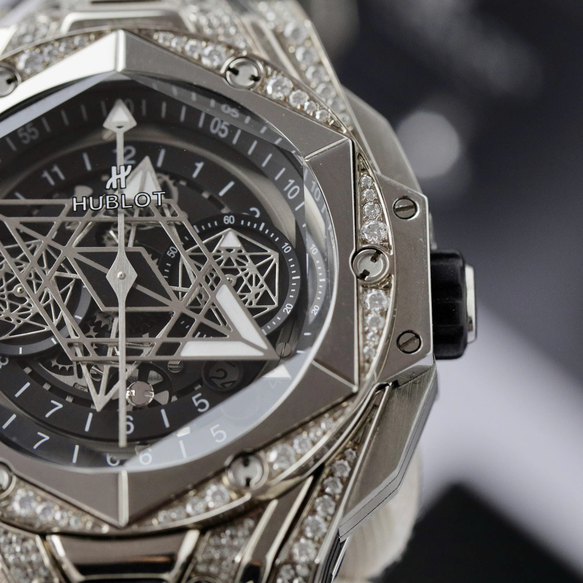 Hublot Big Bang Sang Bleu II Watch Black 44mm - Image 4