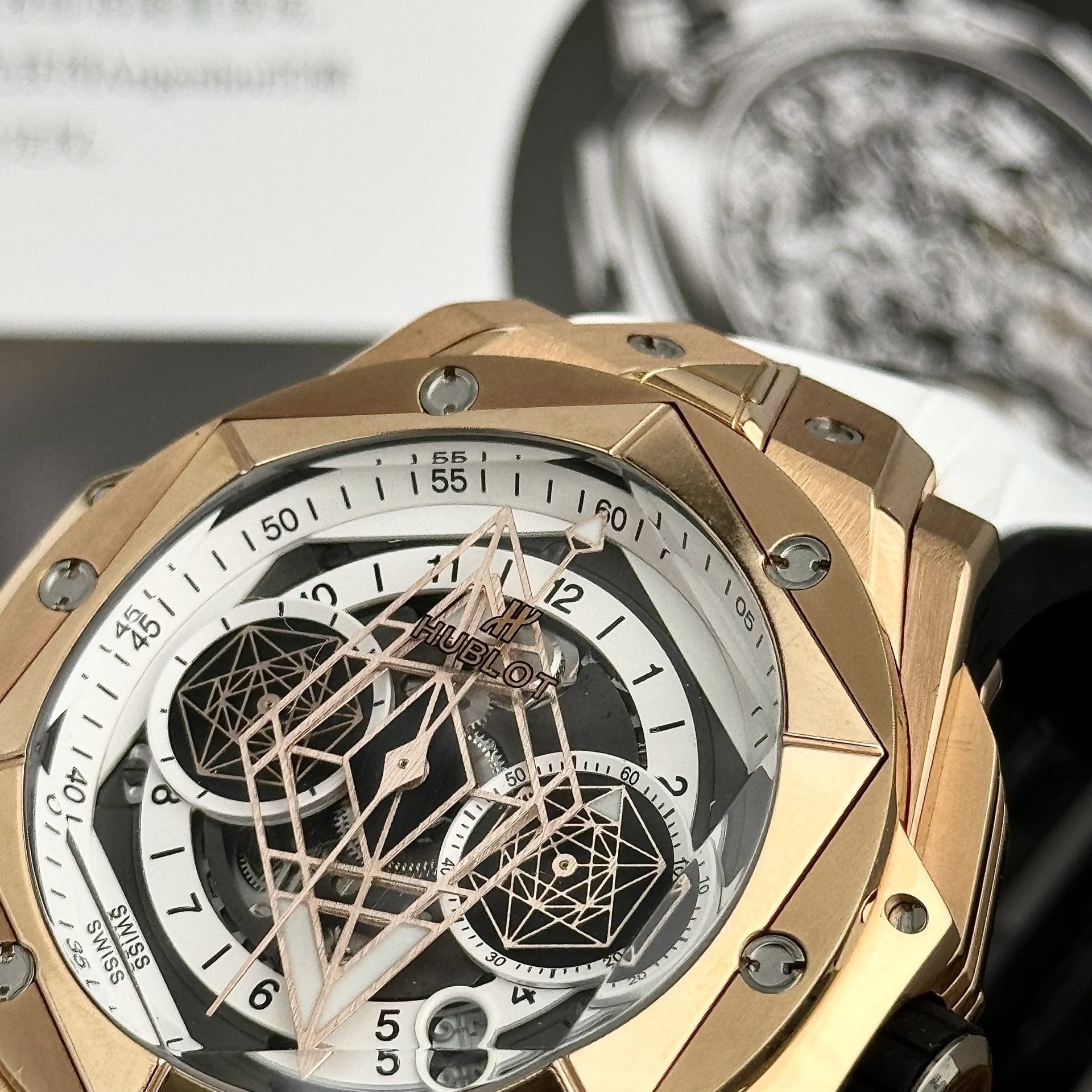 Hublot Watch Big Bang Sang Bleu II King Gold White Dial 45mm - Image 5