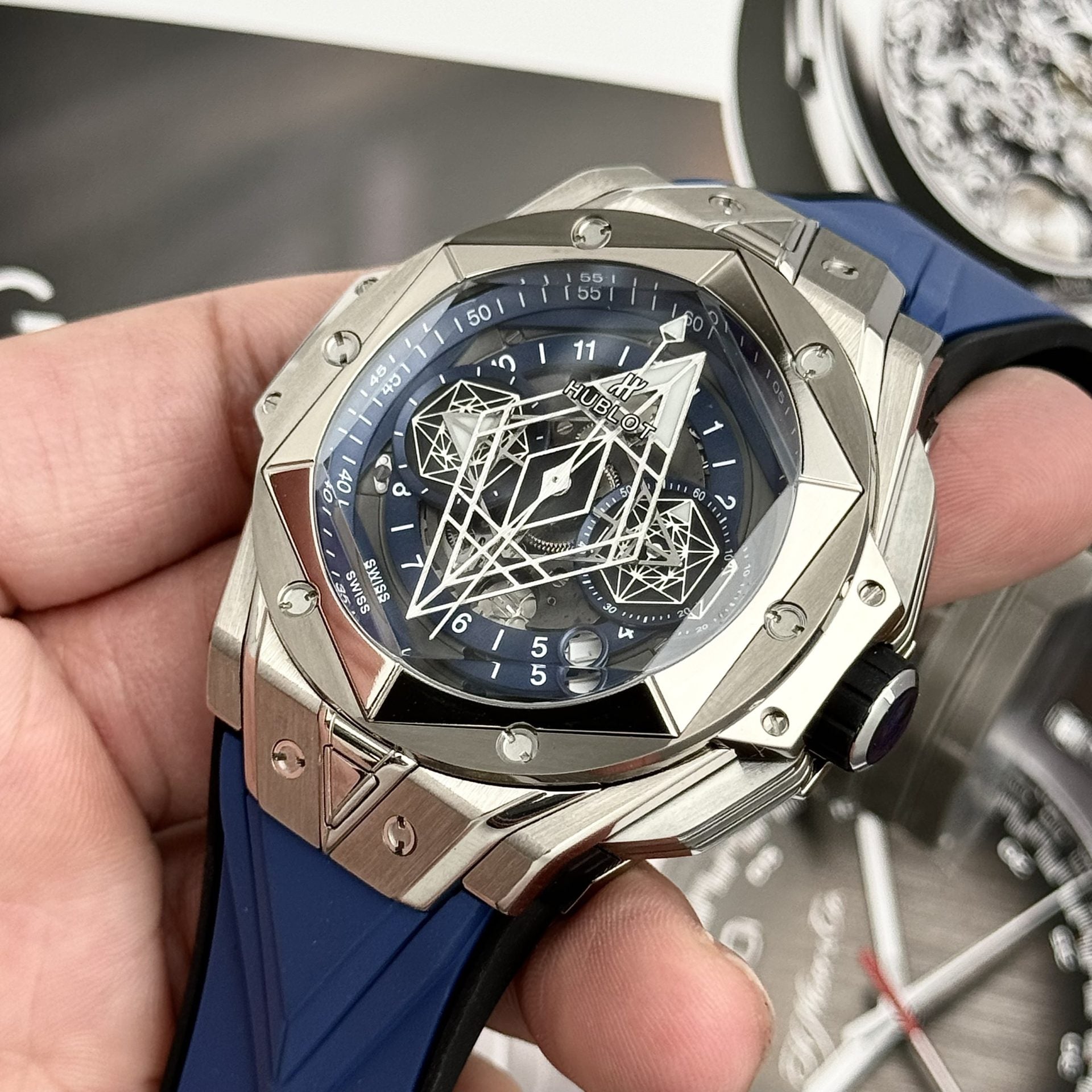 Hublot Watch Big Bang Sang Bleu II Titanium Blue Dial 45mm - Image 4