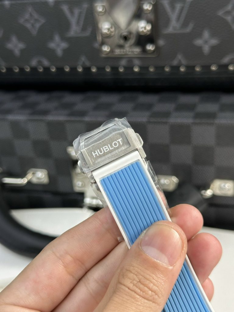 Đồng Hồ Hublot Big Bang Unico Ceramic Sky Blue Rep 11 Nhà Máy BBF (1)