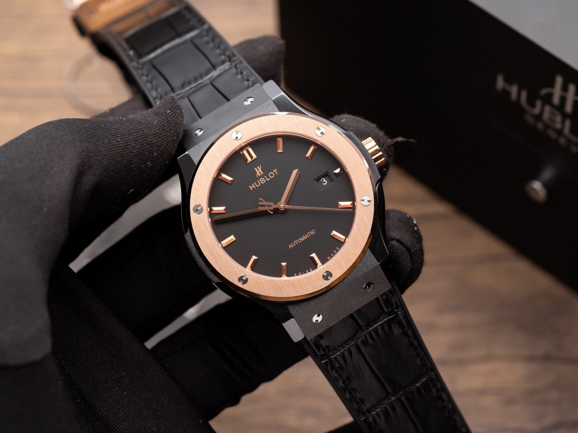 Hublot Classic Fusion Ceramic Demi Rose Watch Leather Strap 42mm