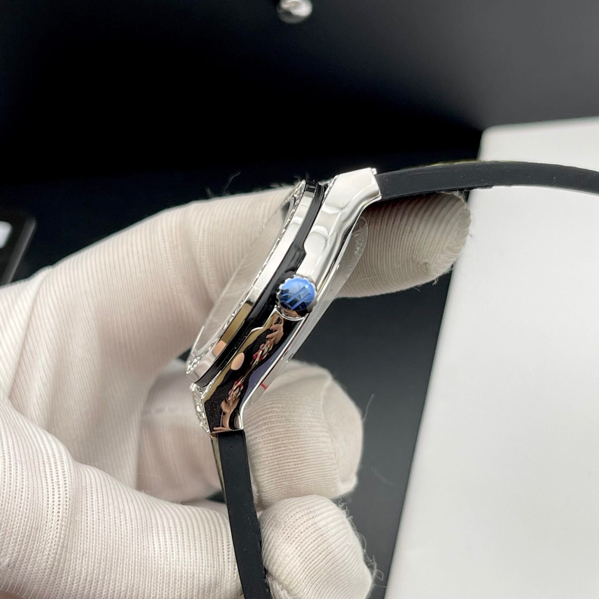 Hublot Classic Fusion Watch Womens Green Dial 33mm - Image 5