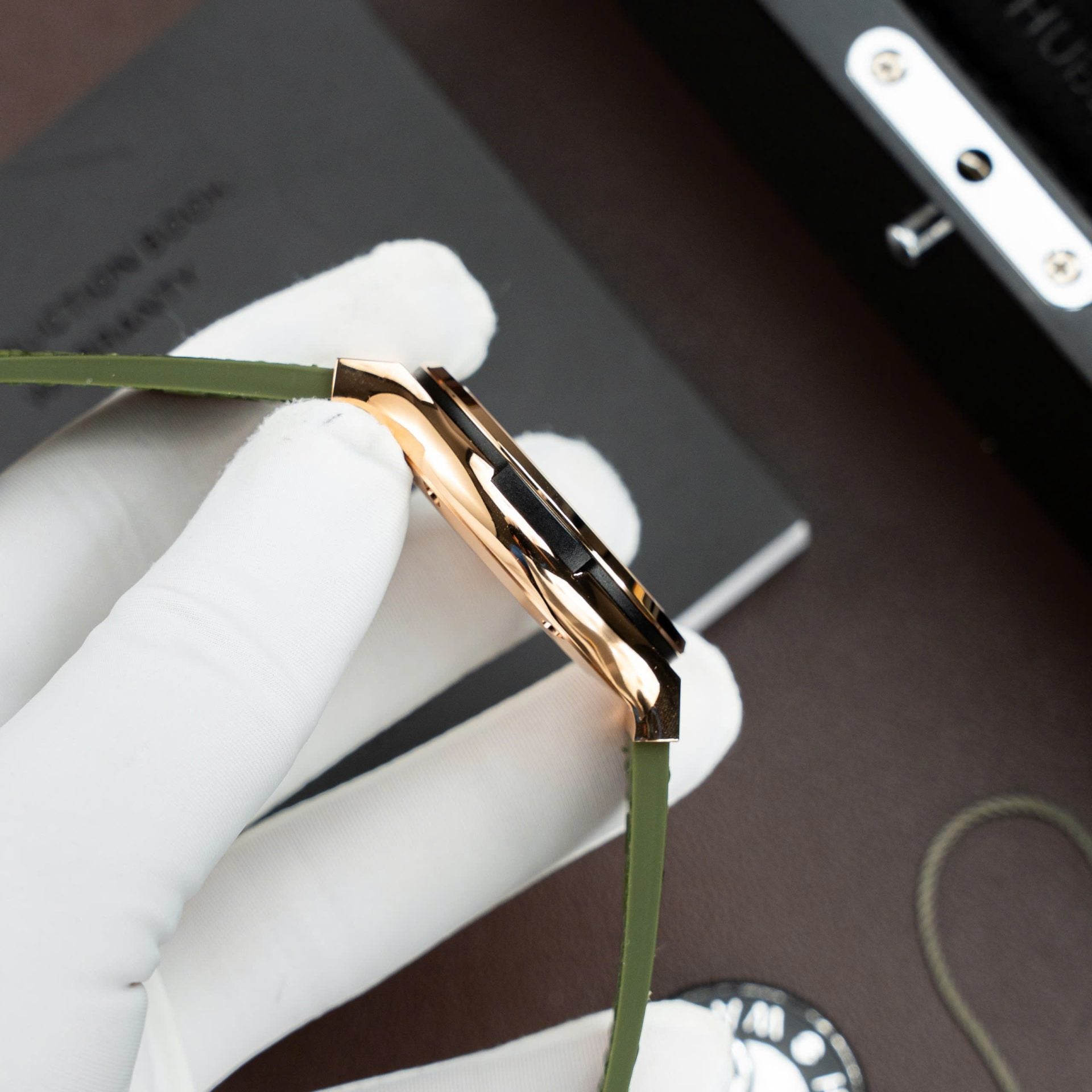 Hublot Classic Fusion King Gold Watch Green Dial Movement SW300 Swiss Made 42mm - Image 6