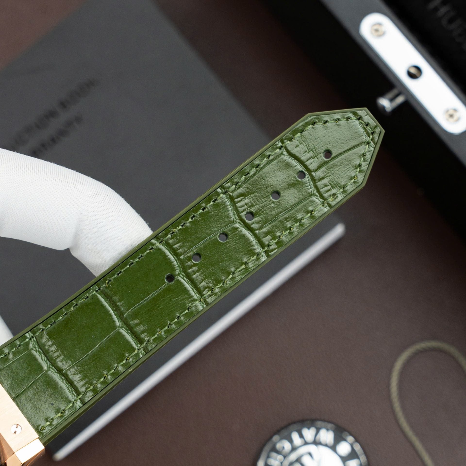 Hublot Classic Fusion King Gold Watch Green Dial Movement SW300 Swiss Made 42mm - Image 9