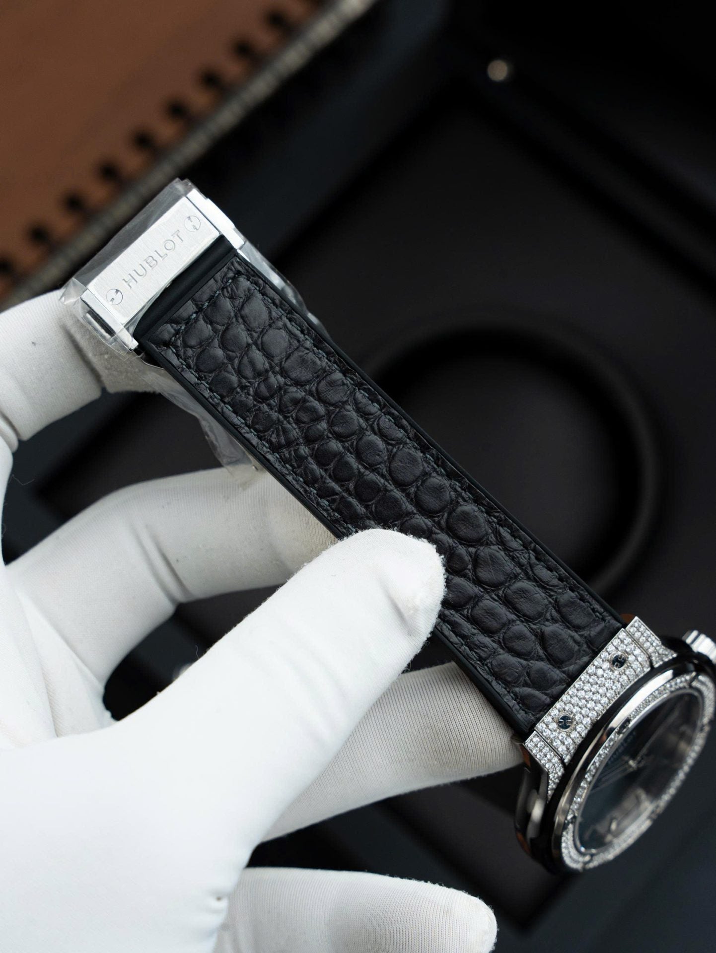 Hublot Classic Fusion Gray Dial Watch Natual Diamonds Automatic SW300 Movement 42mm - Image 9