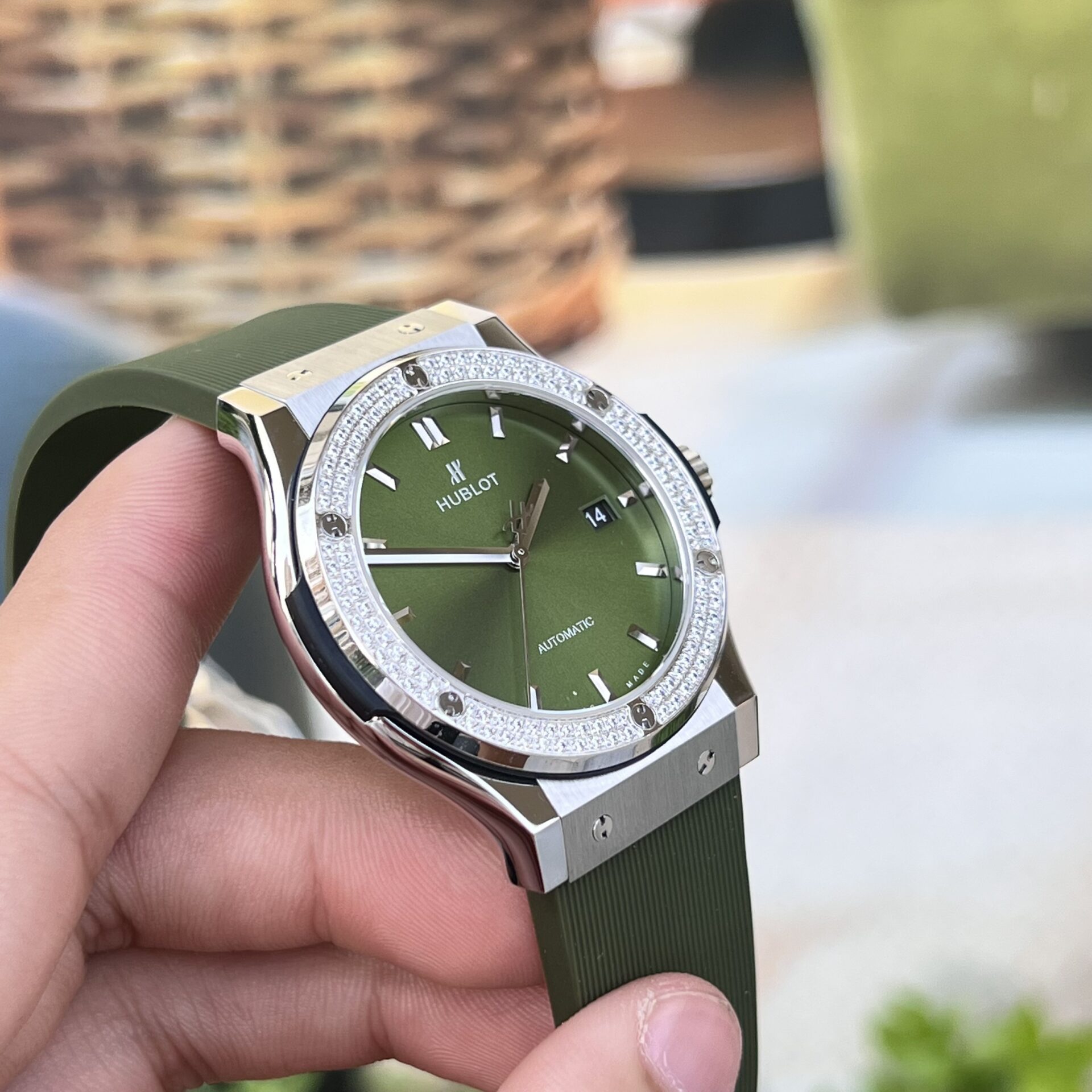 Hublot Classic Fusion Watch Green Dial With Stone 42mm - Image 3