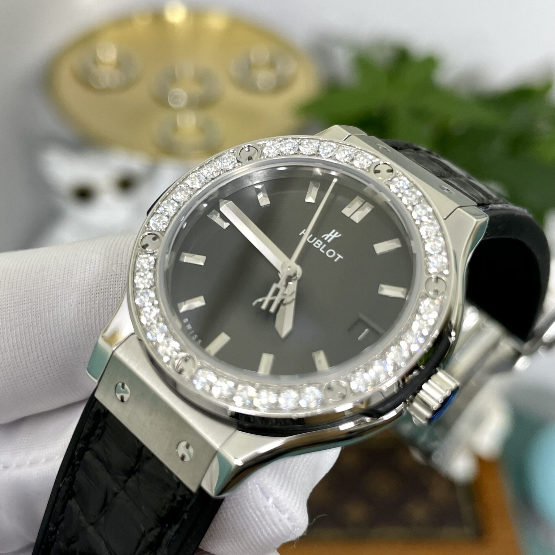 Hublot Watch Classic Fusion Moissanite Diamonds Black Dial 33mm - Image 4