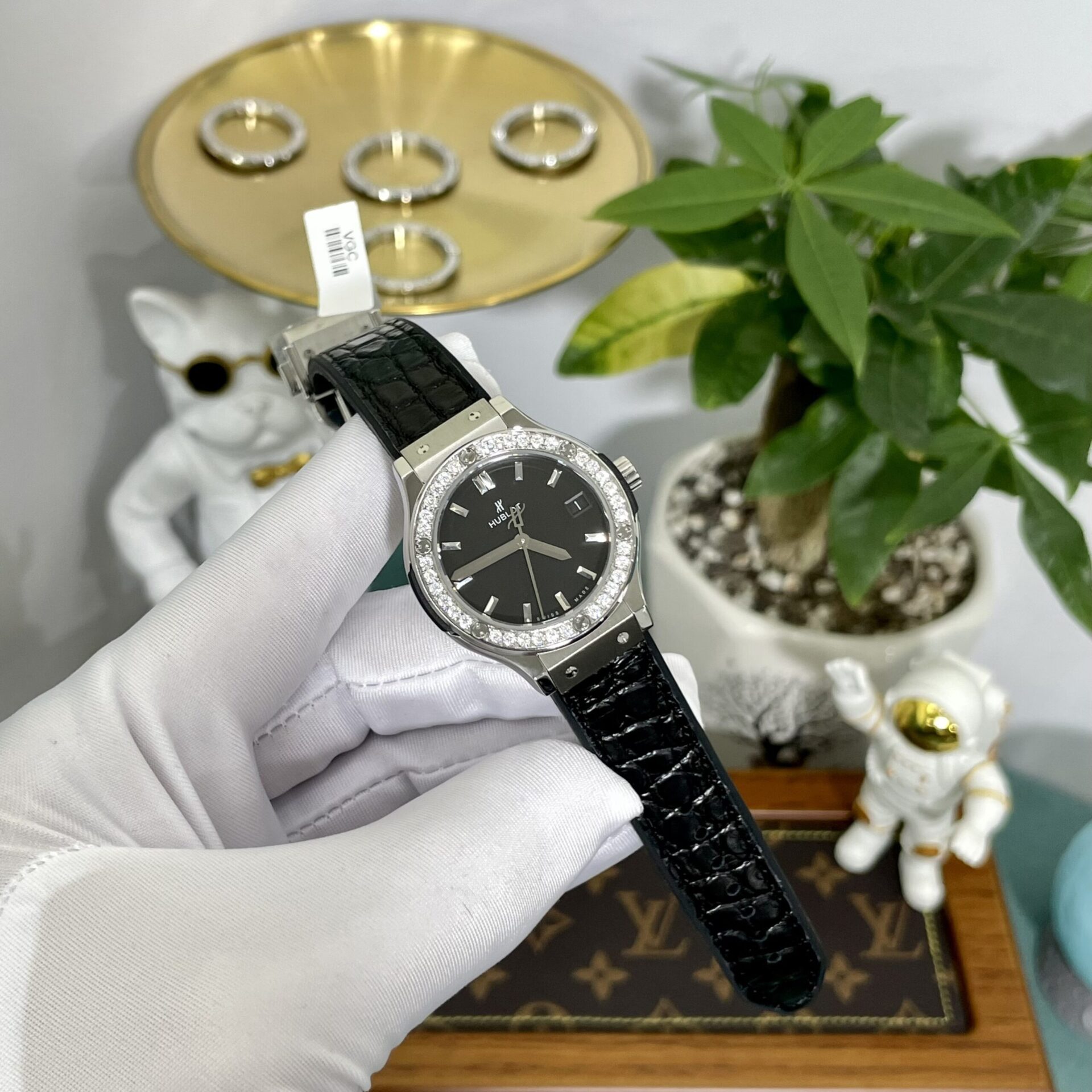 Hublot Watch Classic Fusion Moissanite Diamonds Black Dial 33mm