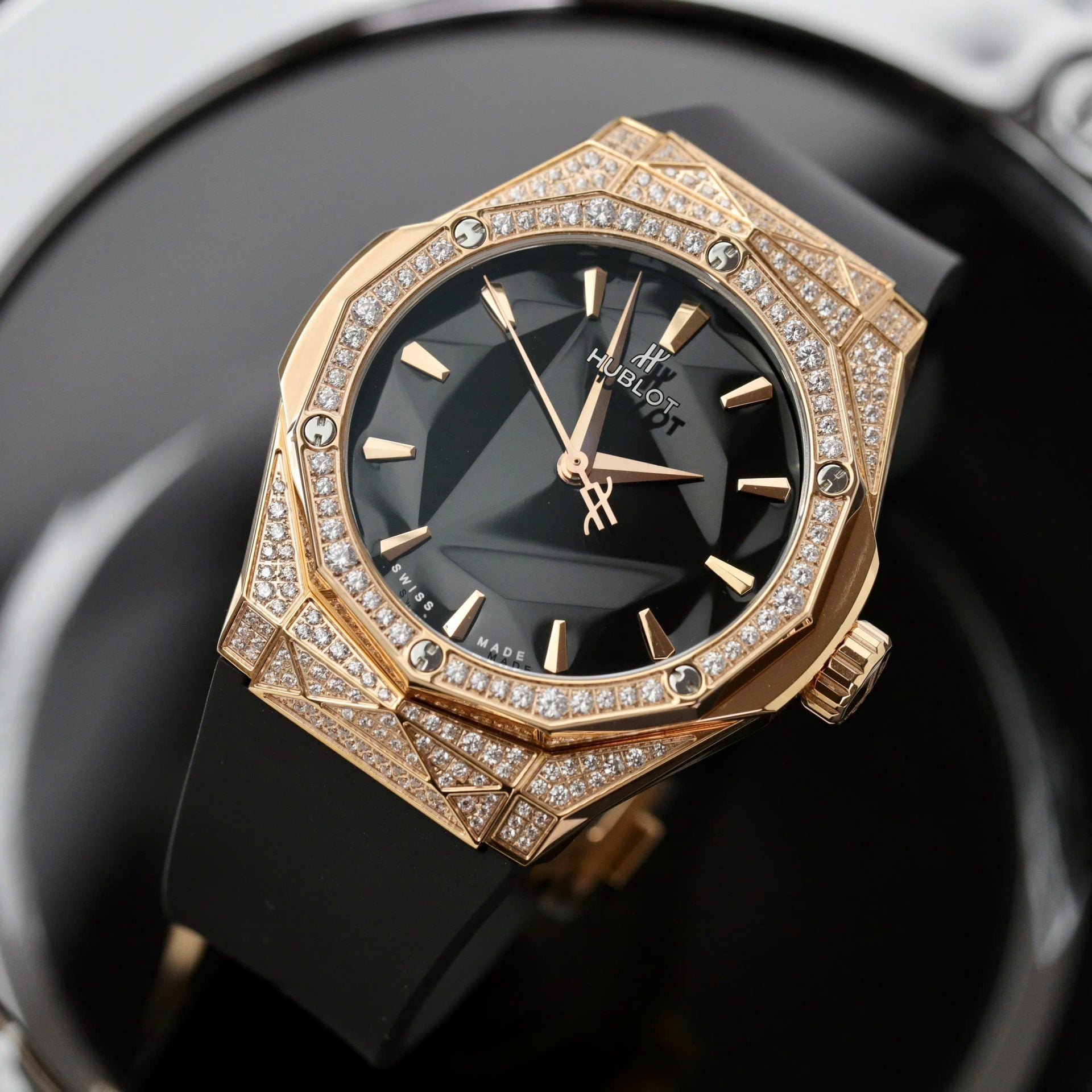 Hublot Orlinski King Gold Watch Full Moissanite Diamond 40mm - Image 4