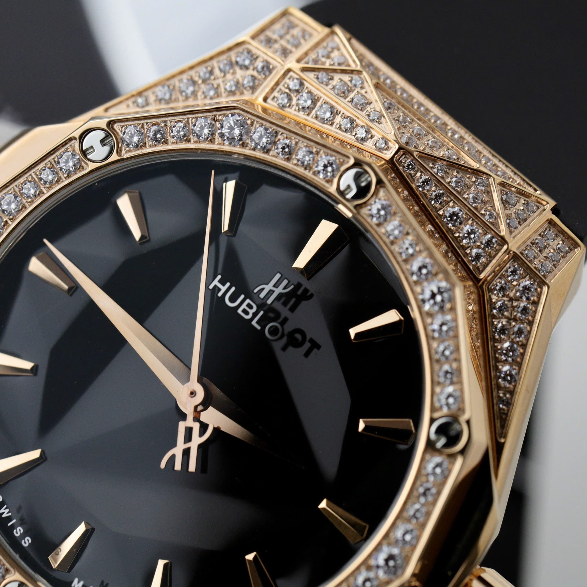 Hublot Orlinski King Gold Watch Full Moissanite Diamond 40mm - Image 5