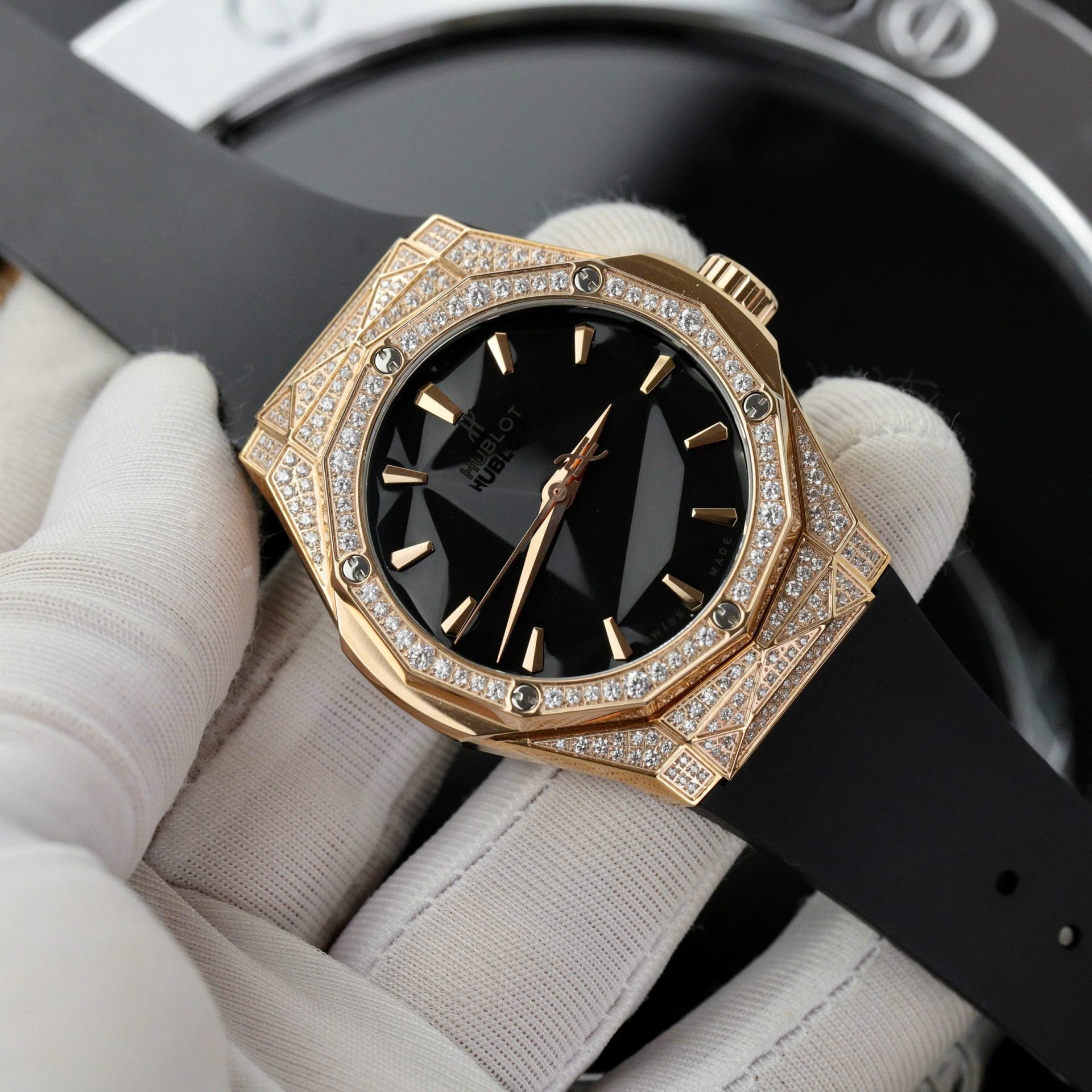Hublot Orlinski King Gold Watch Full Moissanite Diamond 40mm - Image 3