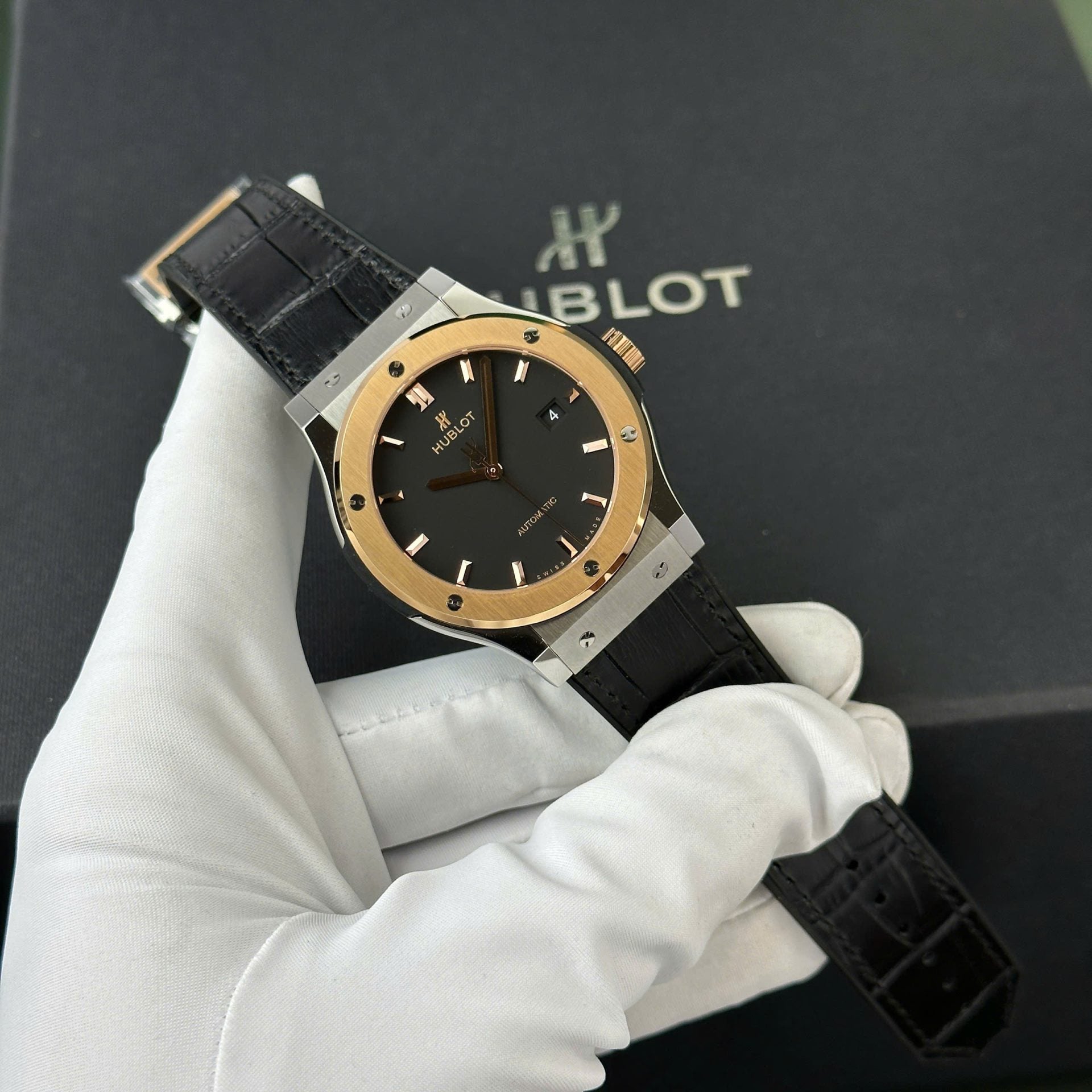 Hublot Classic Fusion Watch Black Dial King Gold Bezel 42mm