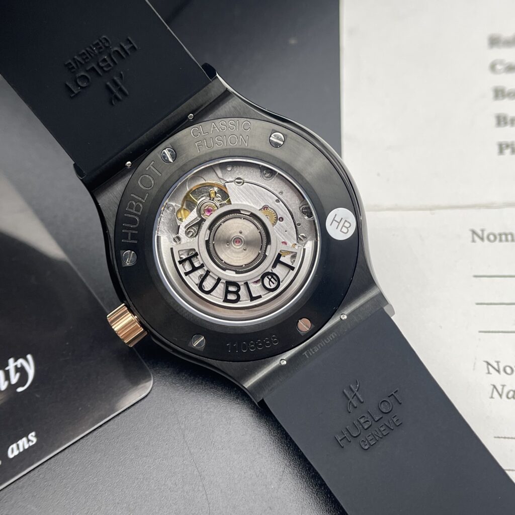 Đồng Hồ Hublot Classic Fusion Super Fake 11 Ceramic Demi HB 42mm (1)