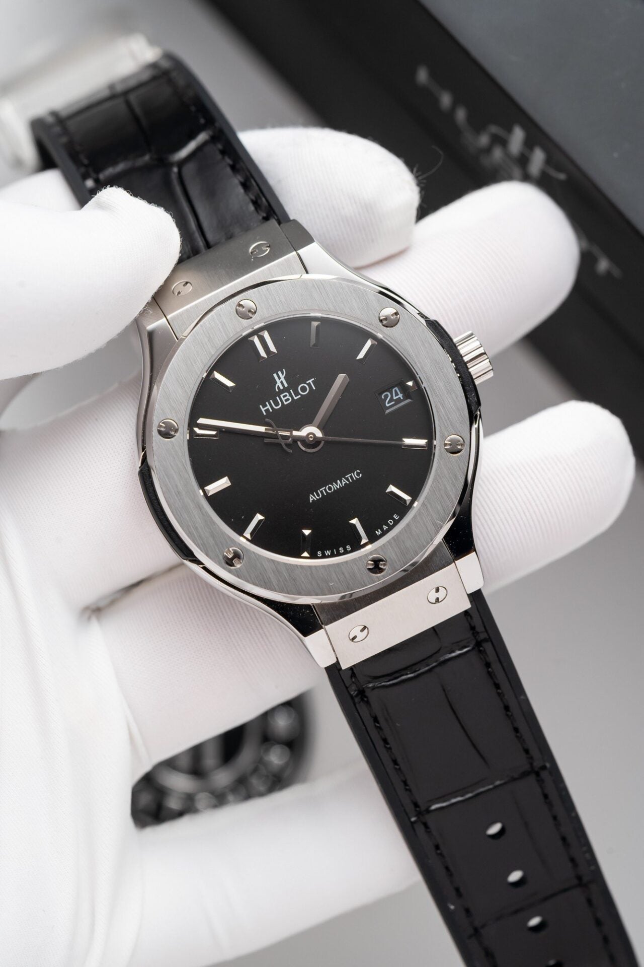 Hublot Classic Fusion Titanium Black Watch 38mm - Image 3