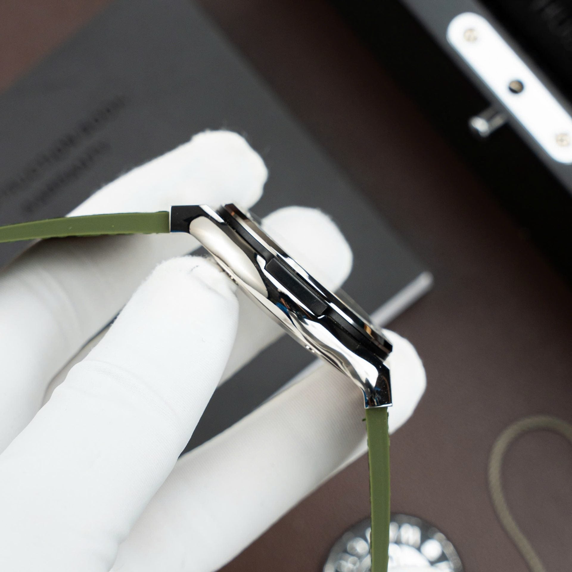 Hublot Classic Fusion Titanium Black Watch Movement SW300 Weight 84 Gram 42mm - Image 7