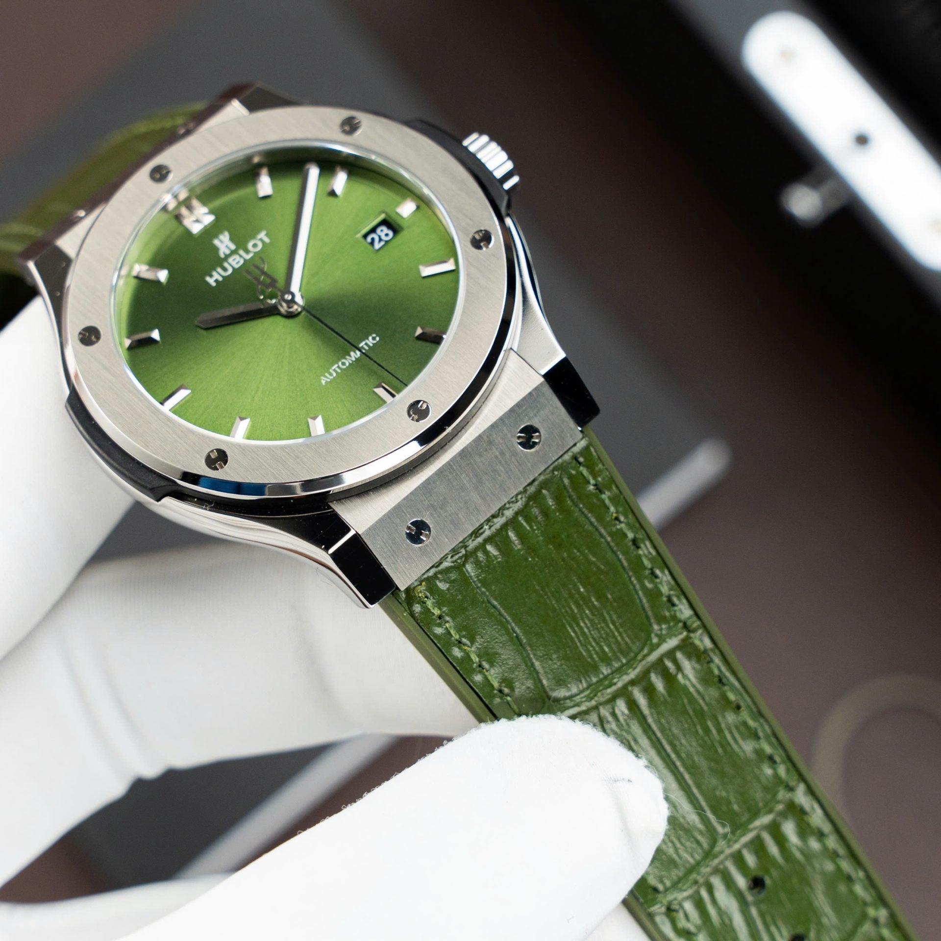 Hublot Classic Fusion Titanium Black Watch Movement SW300 Weight 84 Gram 42mm - Image 5