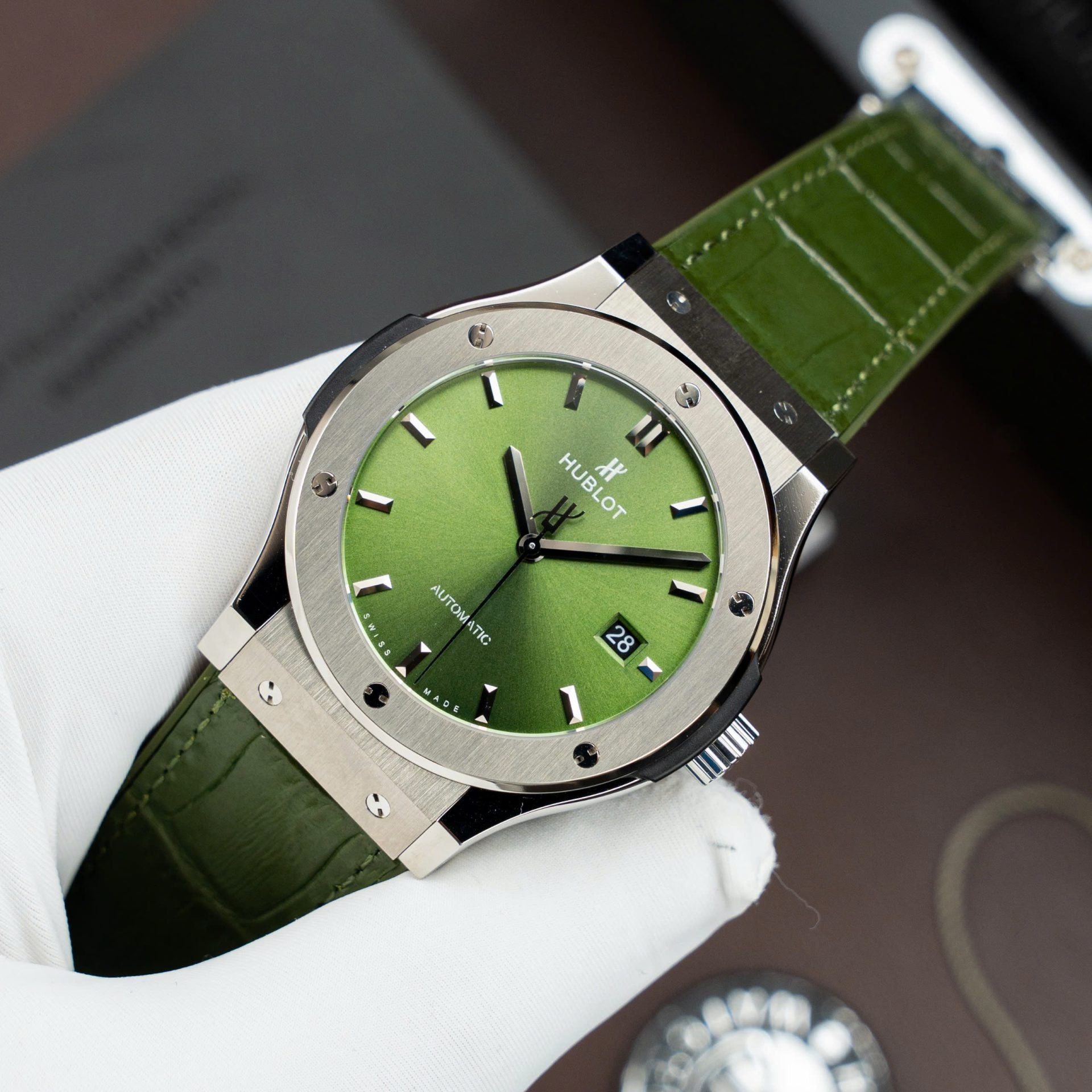 Hublot Classic Fusion Titanium Black Watch Movement SW300 Weight 84 Gram 42mm - Image 3