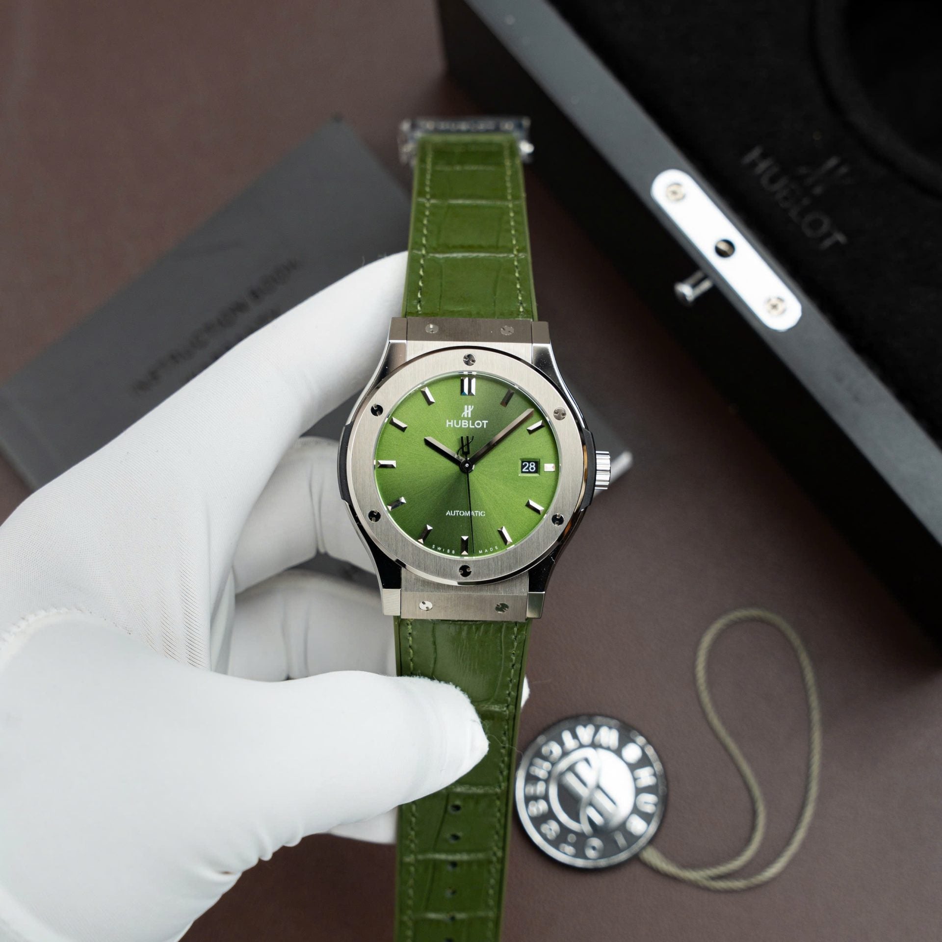 Hublot Classic Fusion Titanium Black Watch Movement SW300 Weight 84 Gram 42mm