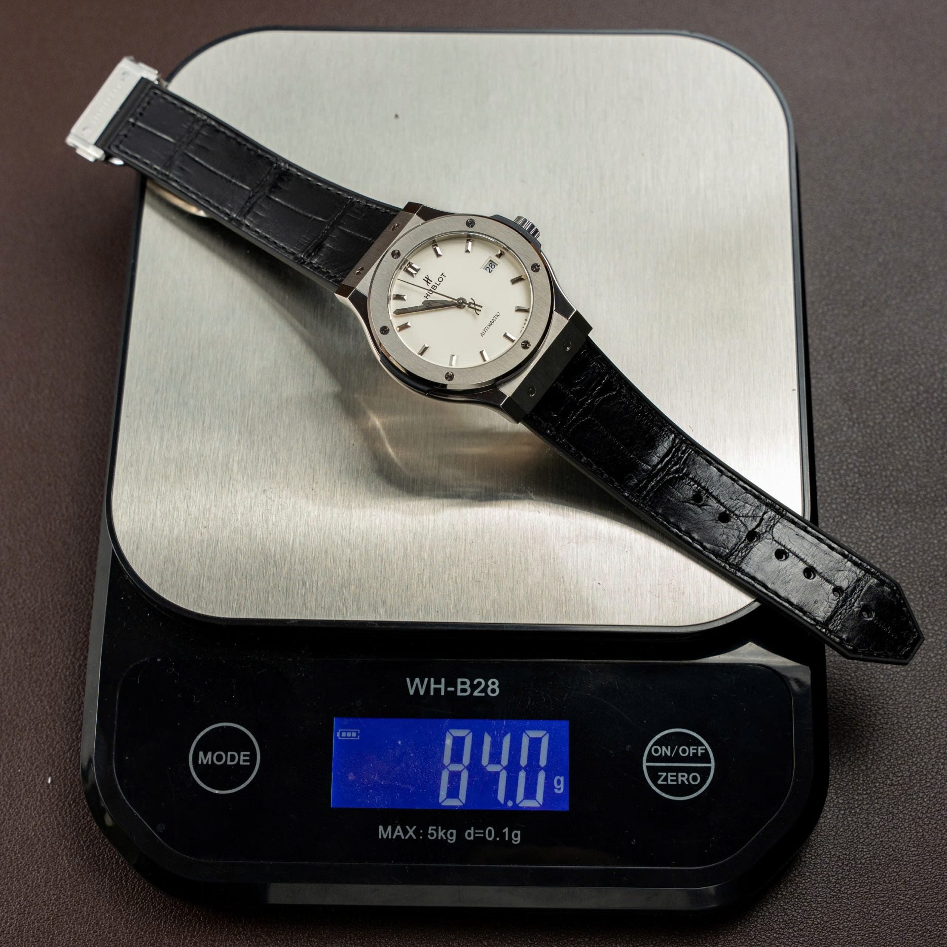 Hublot Classic Fusion Titanium White Dial Watche Movement SW300 Weight 84 Gram 42mm - Image 2