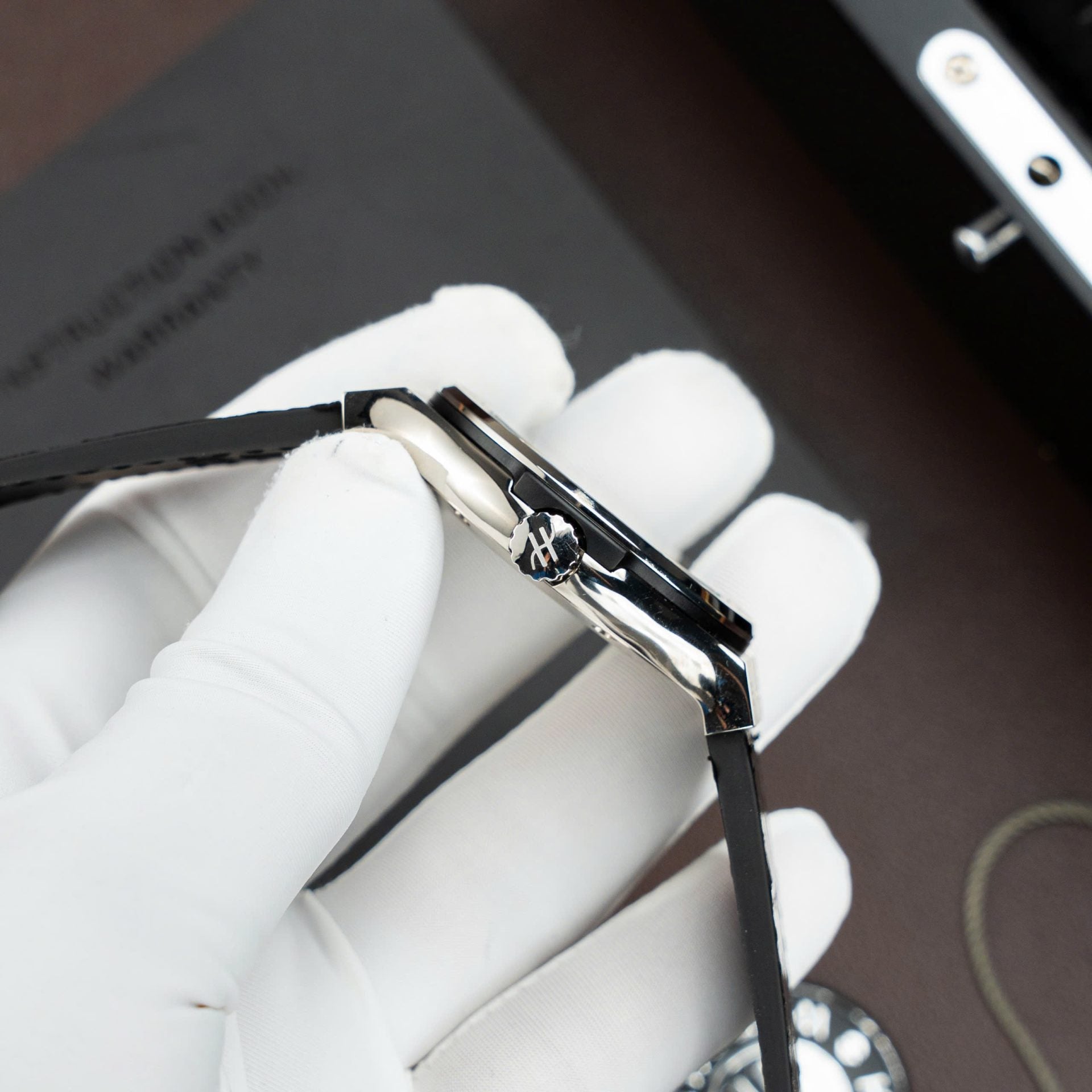 Hublot Classic Fusion Titanium White Dial Watche Movement SW300 Weight 84 Gram 42mm - Image 6