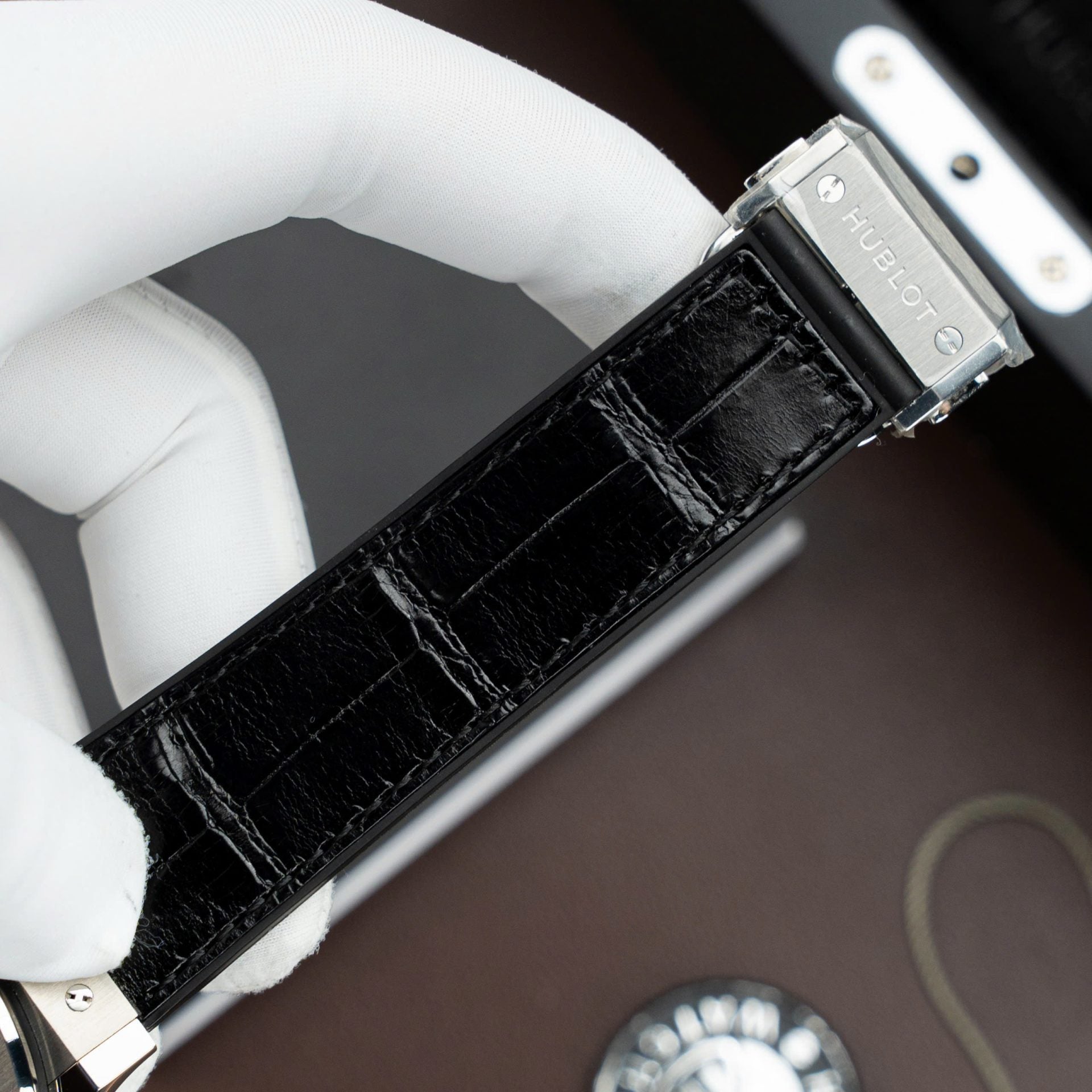 Hublot Classic Fusion Titanium White Dial Watche Movement SW300 Weight 84 Gram 42mm - Image 9