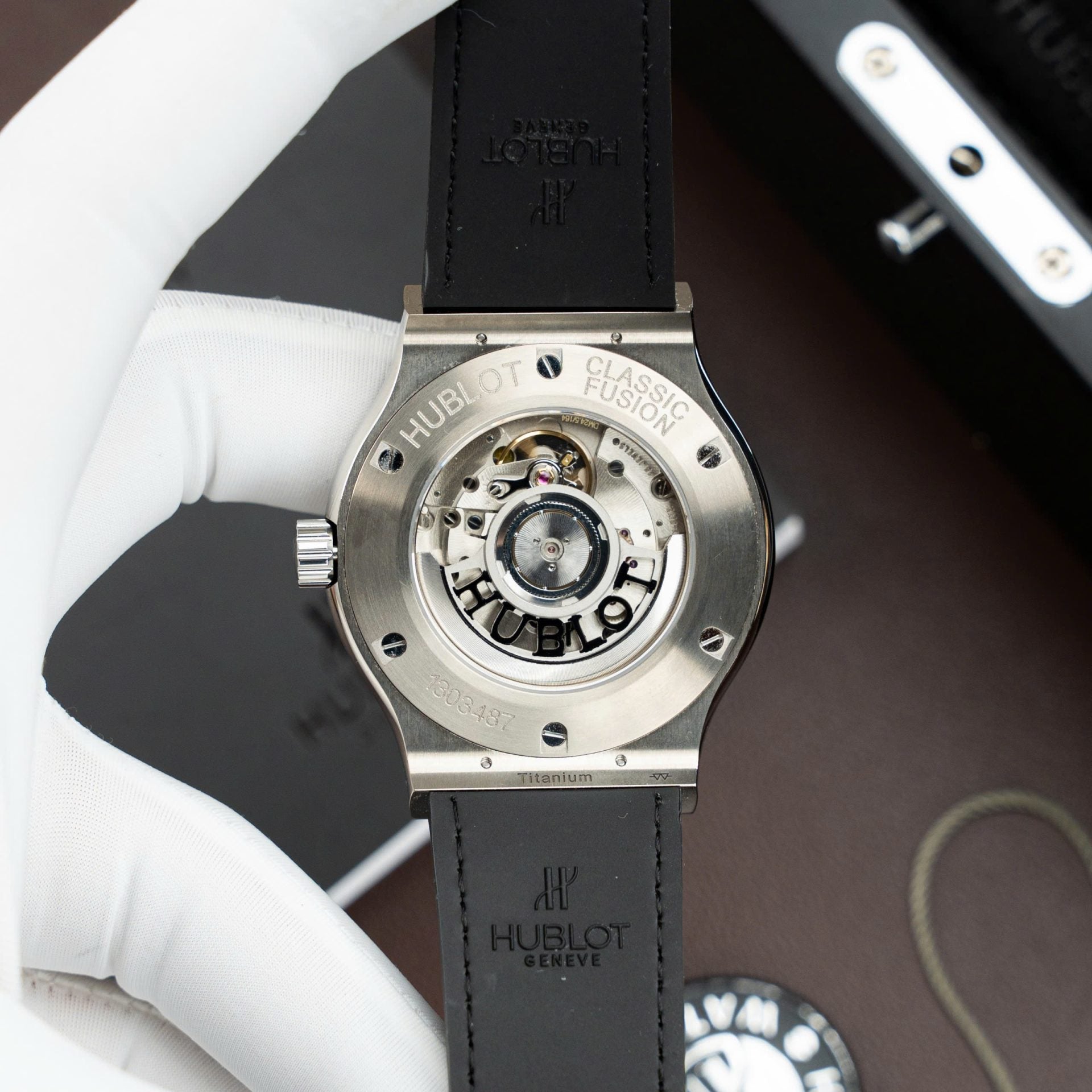 Hublot Classic Fusion Titanium White Dial Watche Movement SW300 Weight 84 Gram 42mm - Image 8