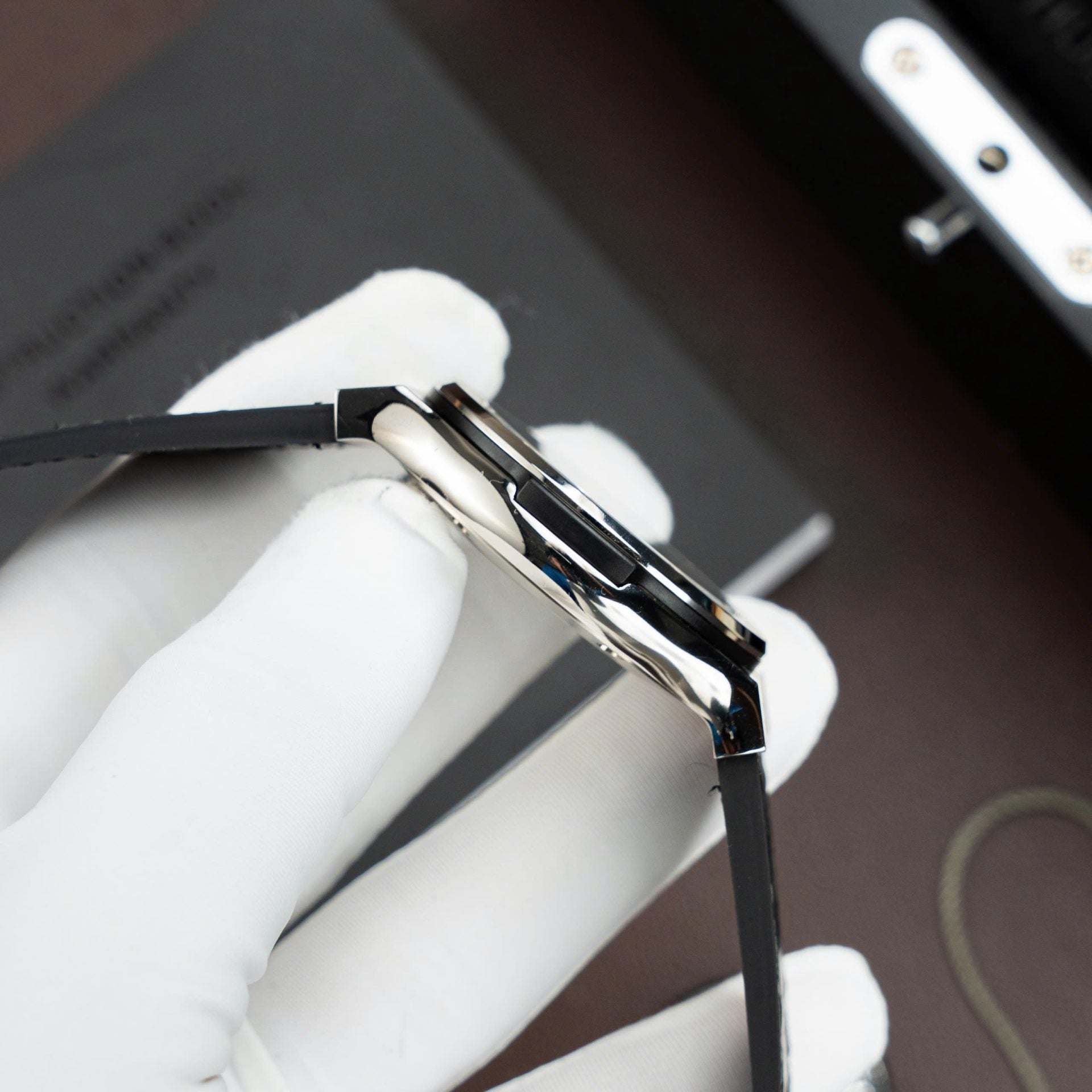 Hublot Classic Fusion Titanium Gray Watch Movement SW300 Weight 84 Gram 42mm - Image 5