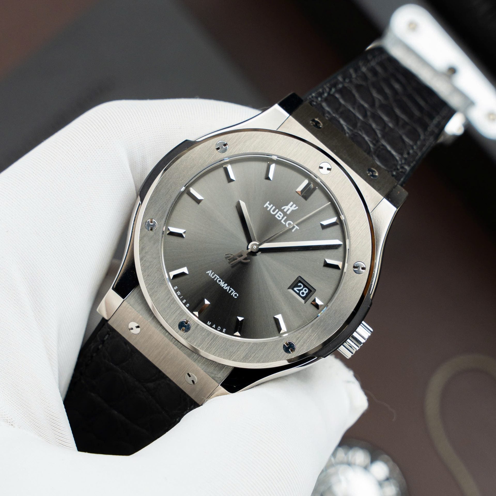 Hublot Classic Fusion Titanium Gray Watch Movement SW300 Weight 84 Gram 42mm - Image 3